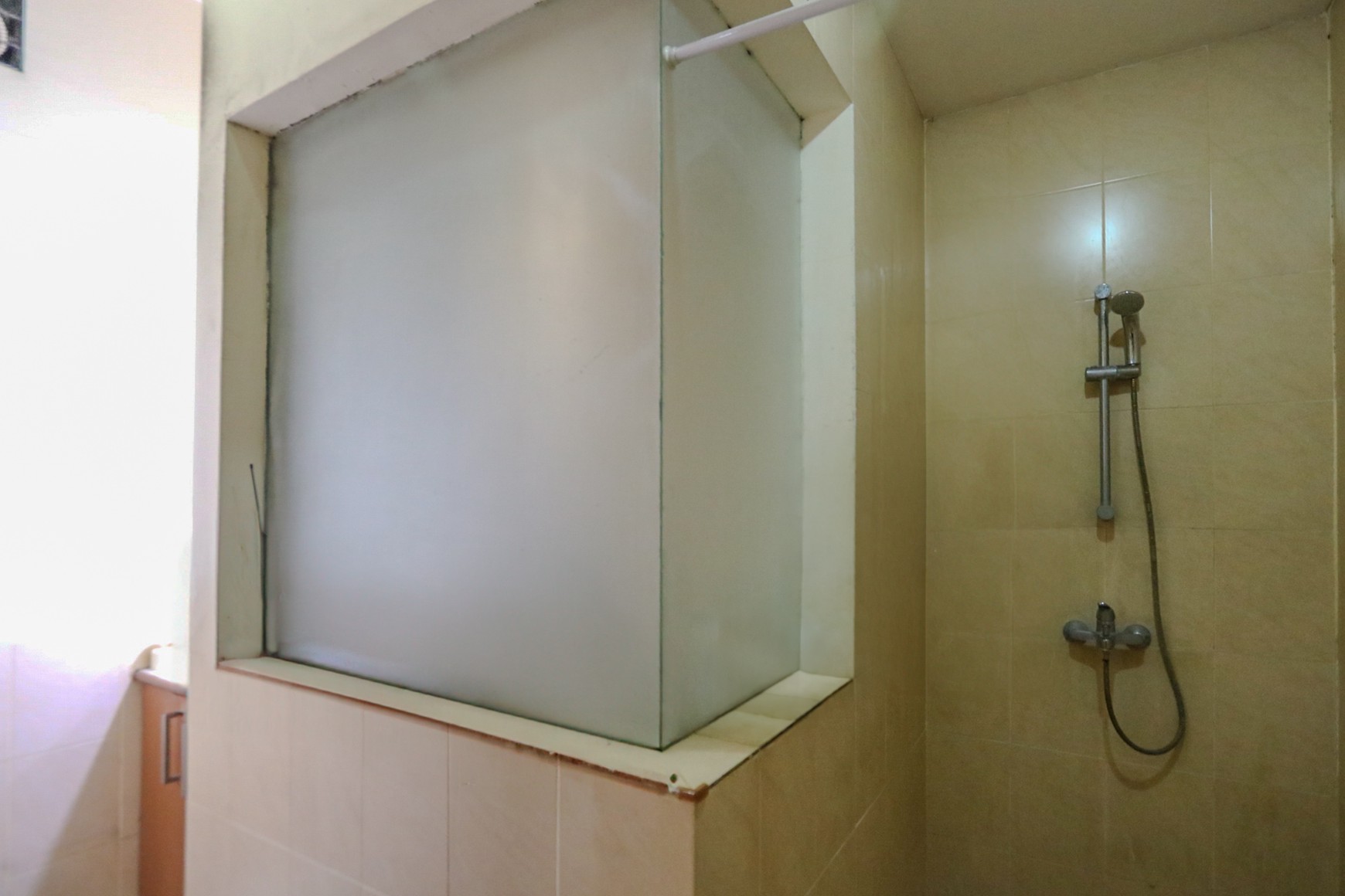 RUMAH SUDAH RENOV, CLUSTER NYAMAN SUMMARECON KELAPA GADING, DEKAT SUNTER, CAKUNG