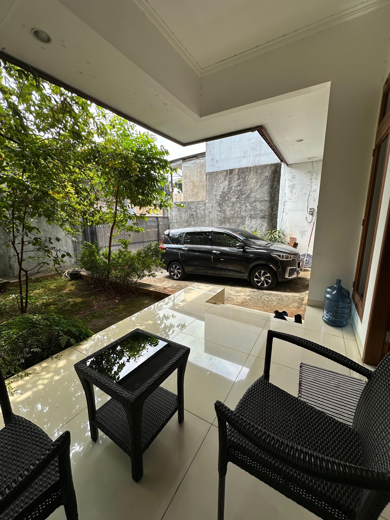 Dijual Rumah Minimalis 1,5 lantai di bilangan Permata Hijau Jakarta Selatan