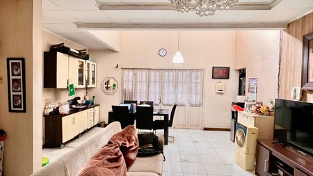Rumah Bagus Di Mertilang Bintaro Jaya Sektor 9