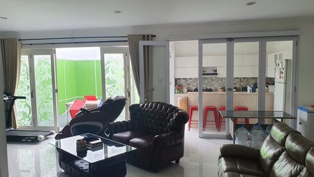 RUMAH CANTIK BOULEVARD DI LEGENDA WISATA HARGA NEGO
