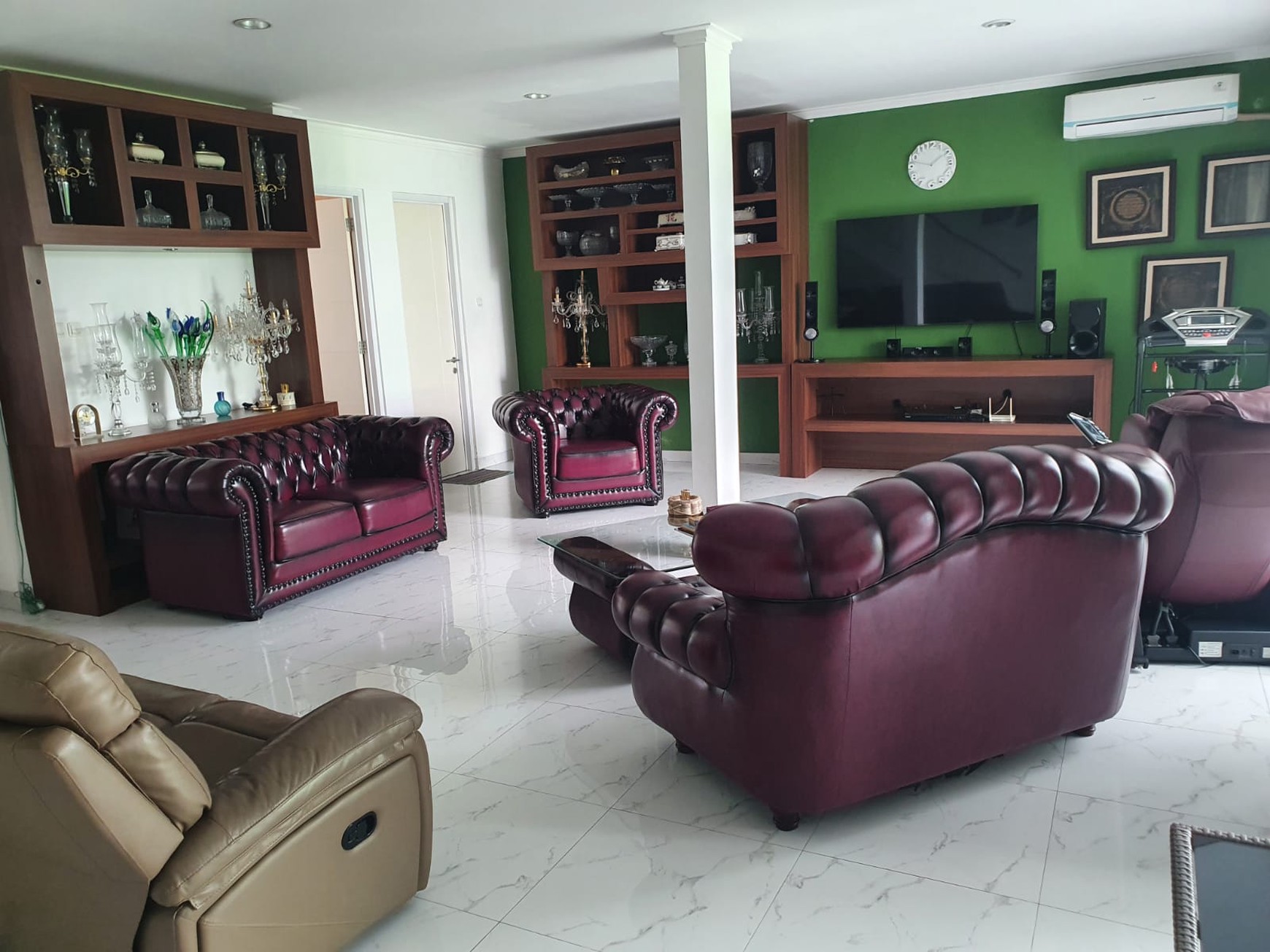 RUMAH CANTIK BOULEVARD DI LEGENDA WISATA HARGA NEGO