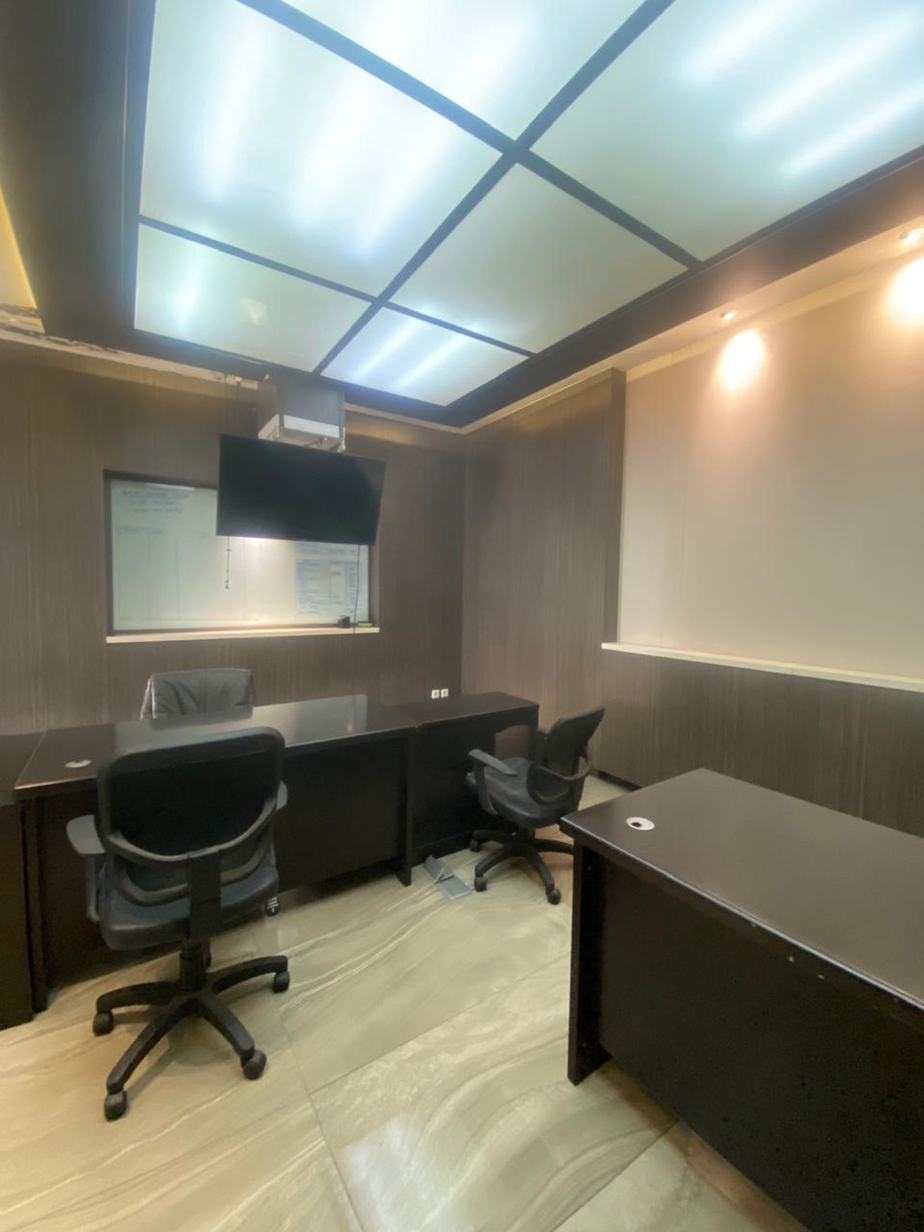 Dijual Kantor, Di Kebayoran Baru, Jakarta Selatan