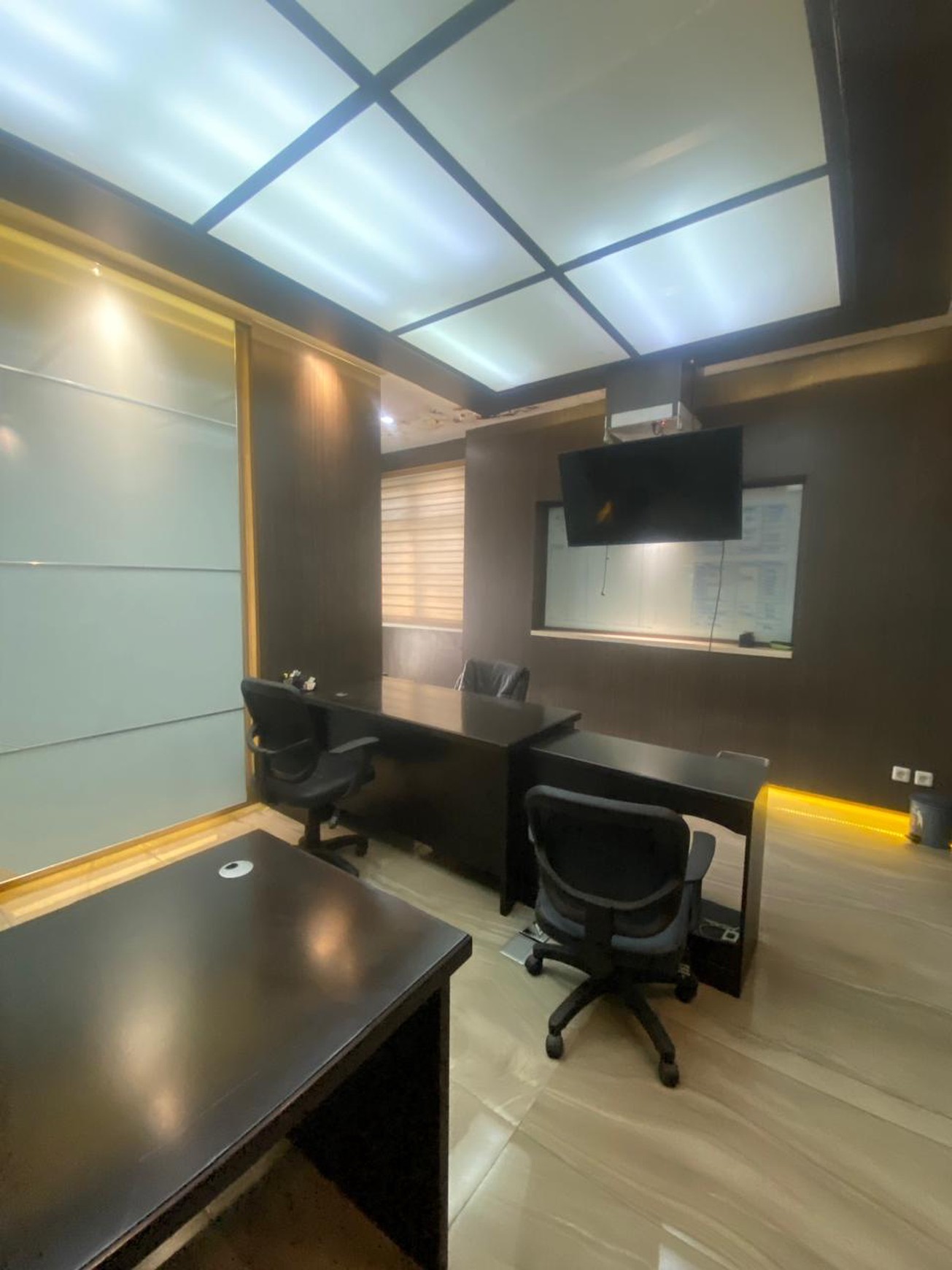 Dijual Kantor, Di Kebayoran Baru, Jakarta Selatan
