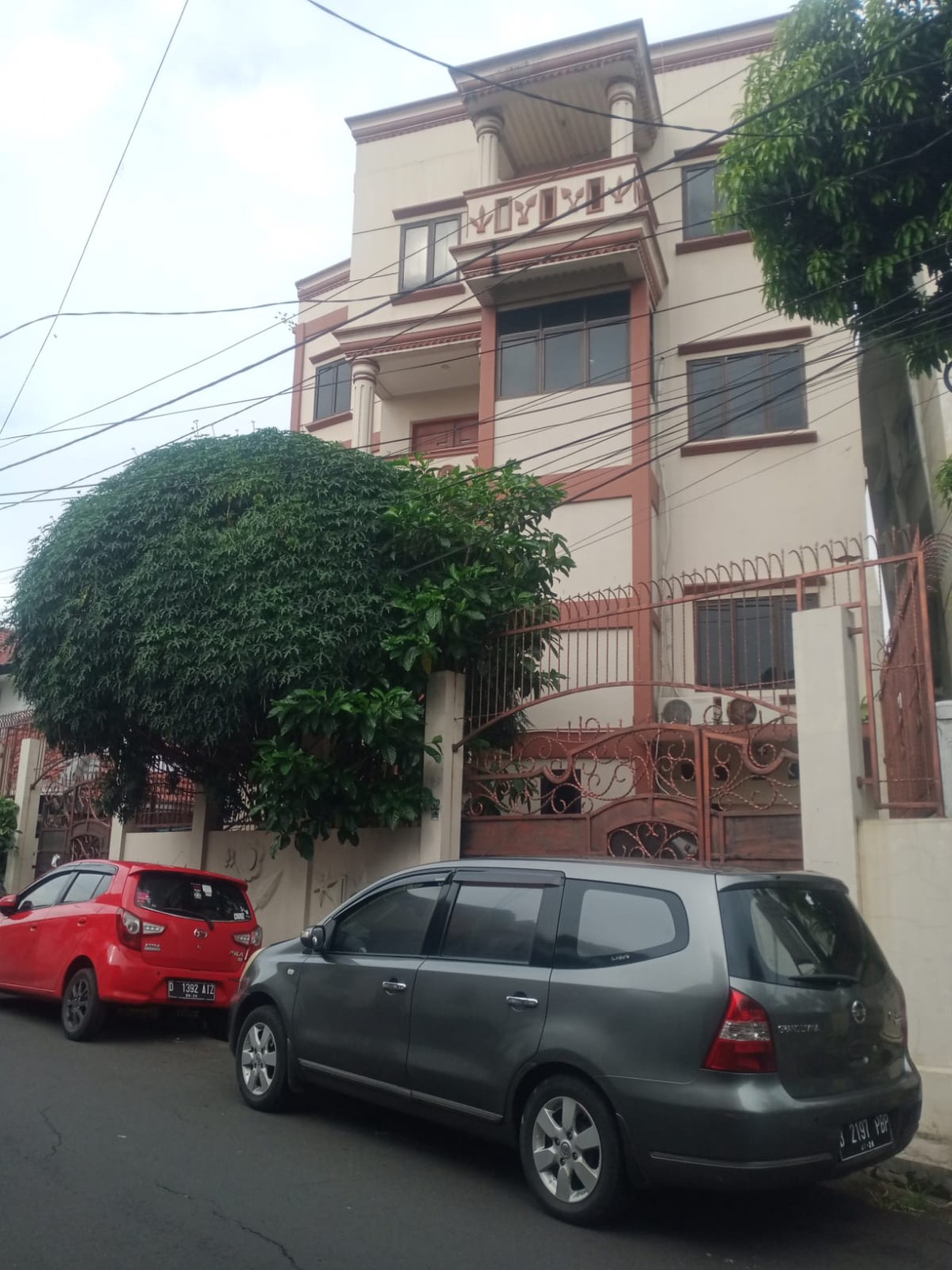 Gedung Bagus untuk Kost Jl. Kramat Lontar Jakarta Pusat