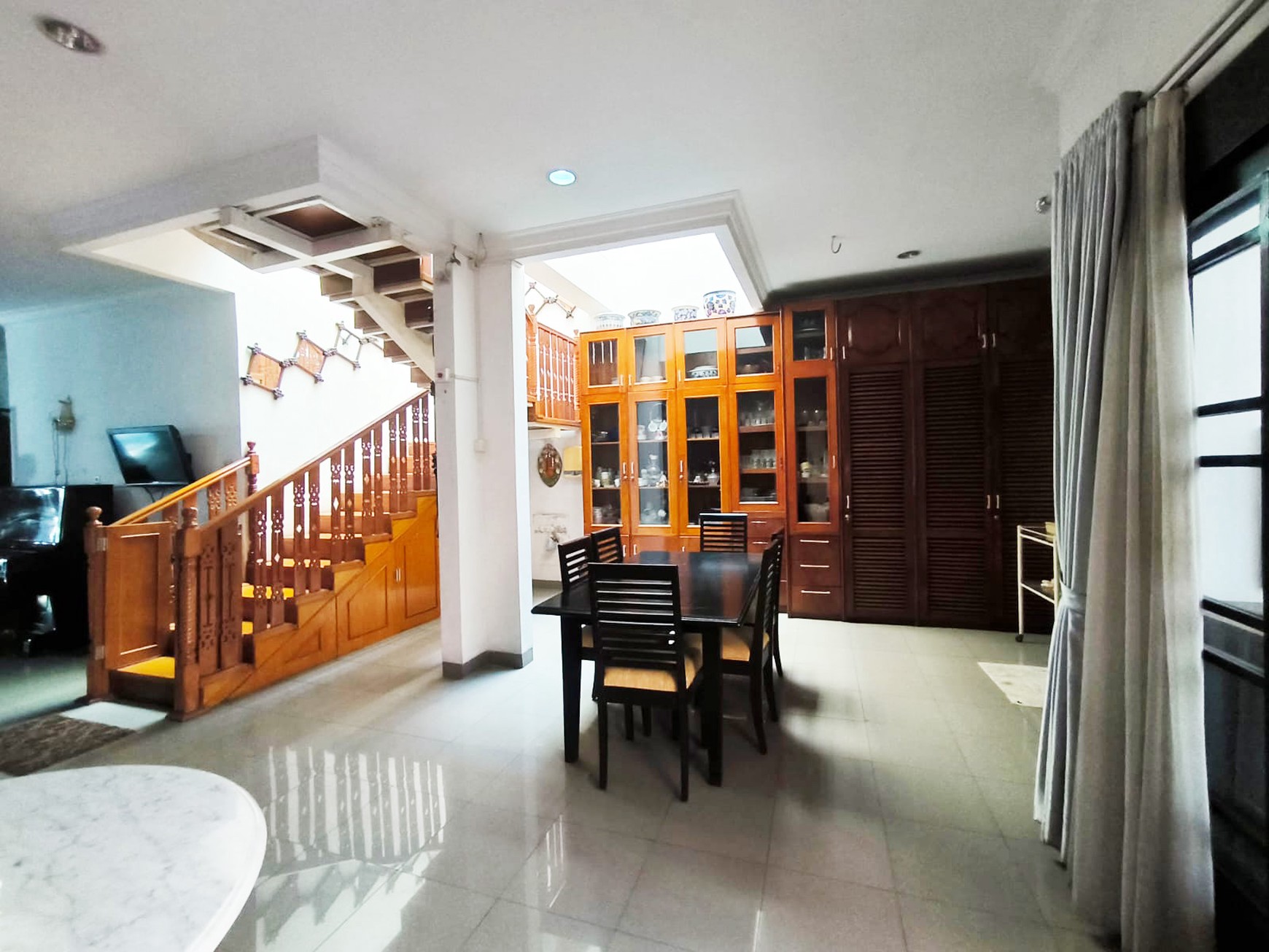 DIJUAL RUMAH JALAN CIASEM KEBAYORAN BARU JAKARTA SELATAN