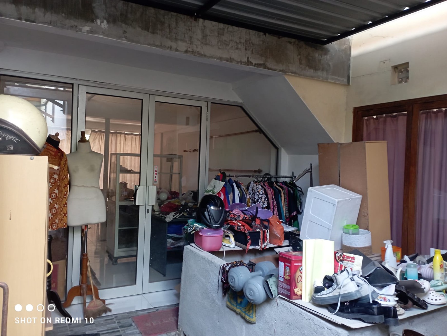 Rumah Semi Furnish 438 Meter Persegi, Lokasi Dekat Kampus ISI, Panggungharjo, Sewon, Bantul