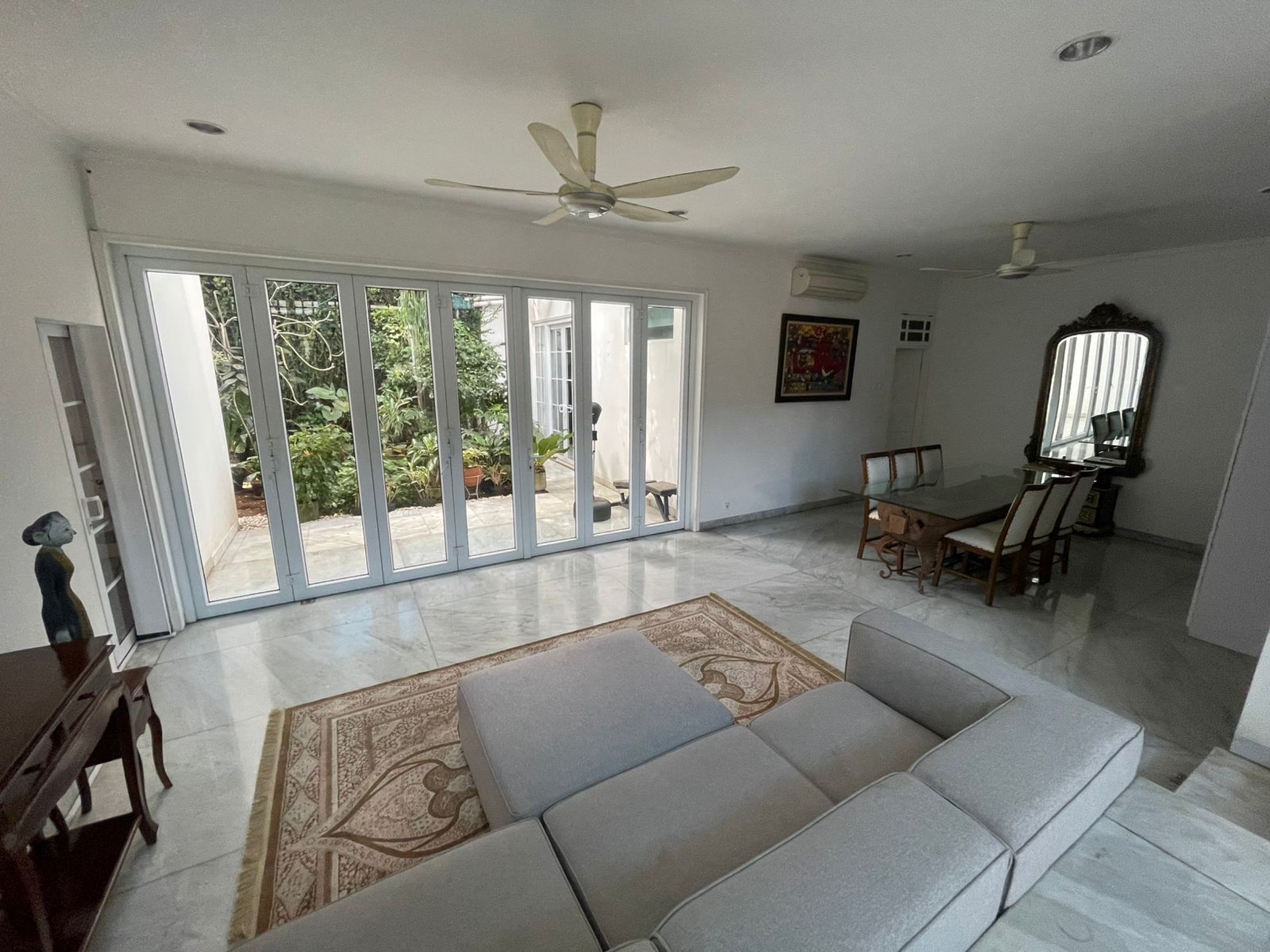 RUMAH DISEWA JALAN CIBULAN KEBAYORAN BARU JAKARTA SELATAN