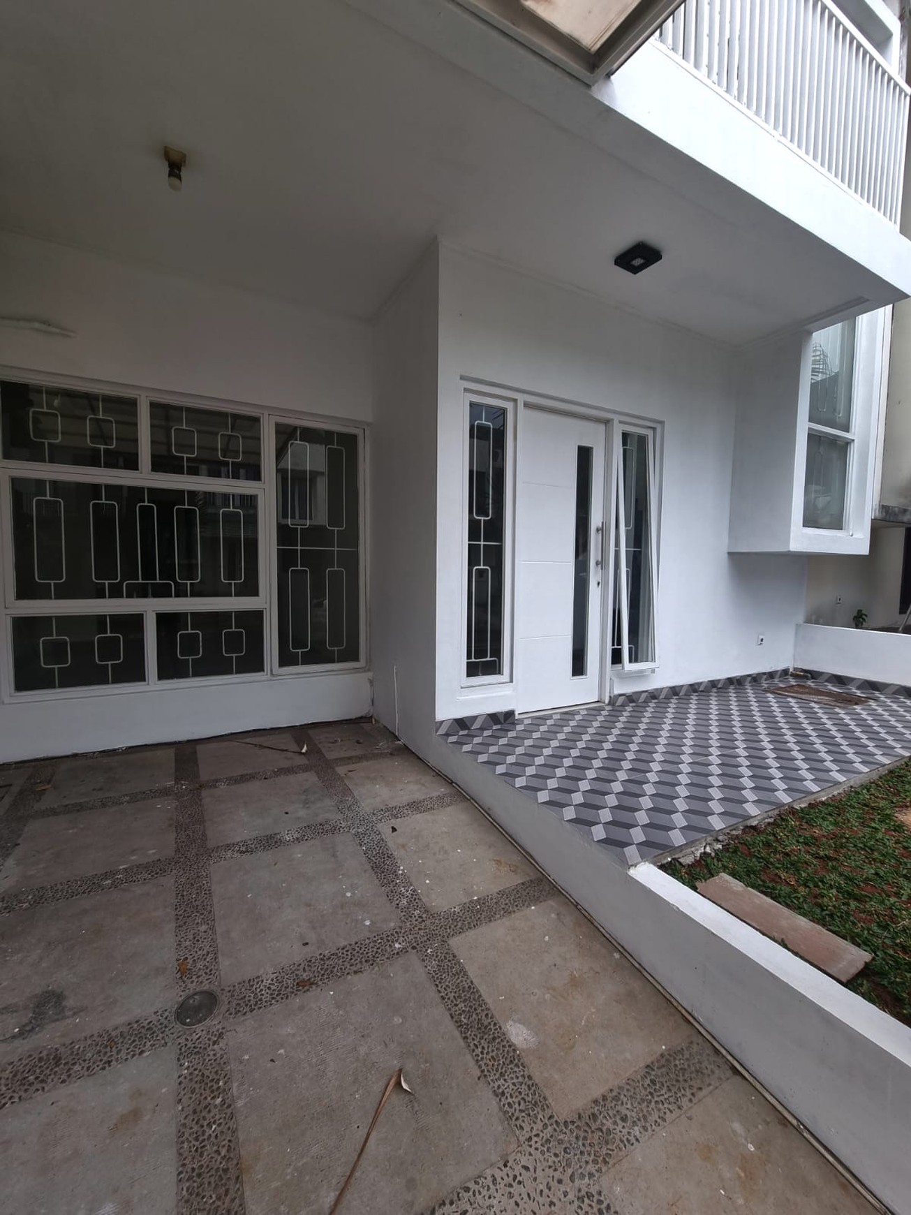 Rumah Minimalis Siap Huni di Cluster Emerald Town House, Bintaro Jaya, Sektor 9
