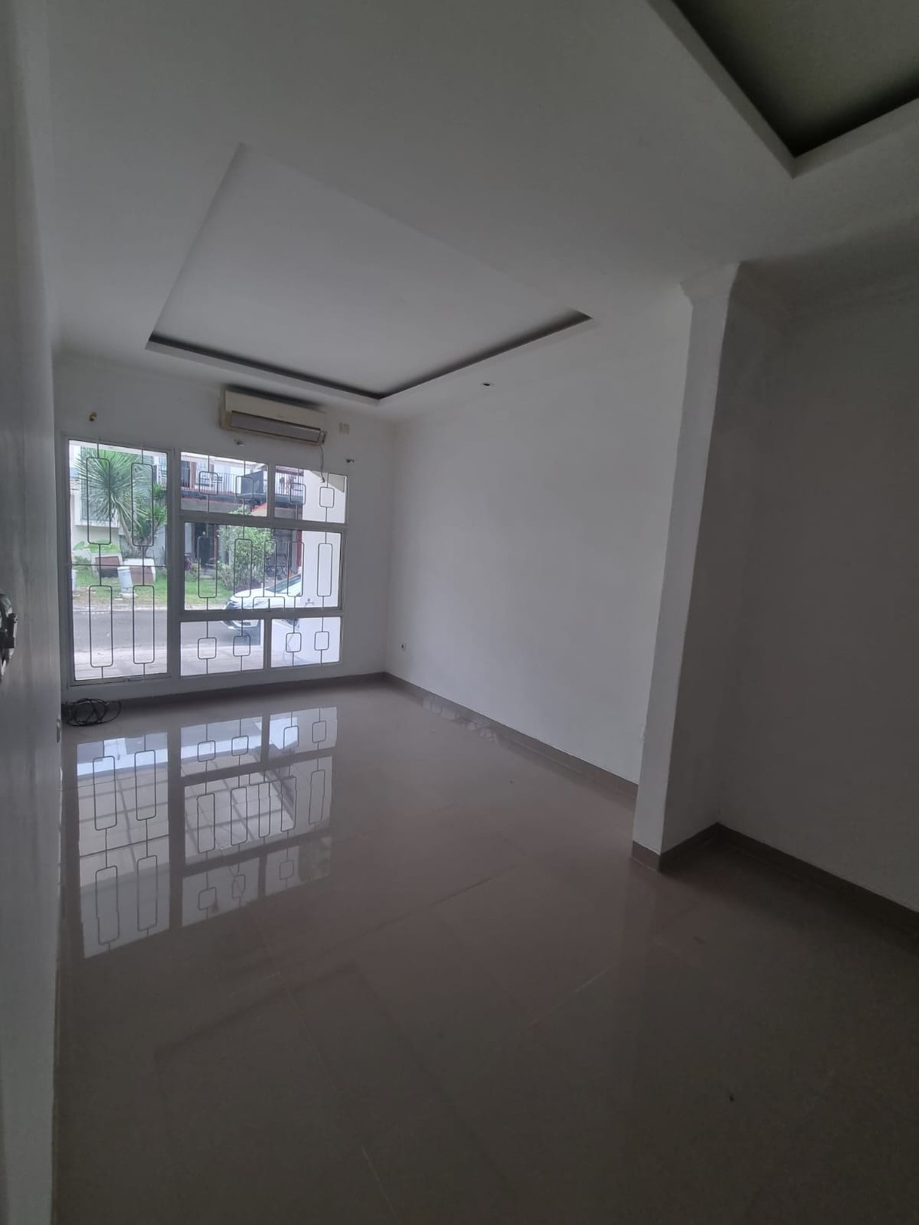 Rumah Minimalis Siap Huni di Cluster Emerald Town House, Bintaro Jaya, Sektor 9