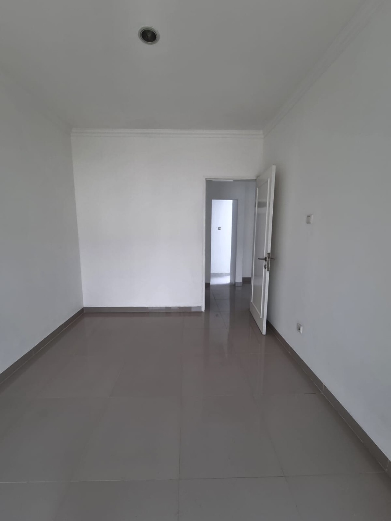 Rumah Minimalis Siap Huni di Cluster Emerald Town House, Bintaro Jaya, Sektor 9