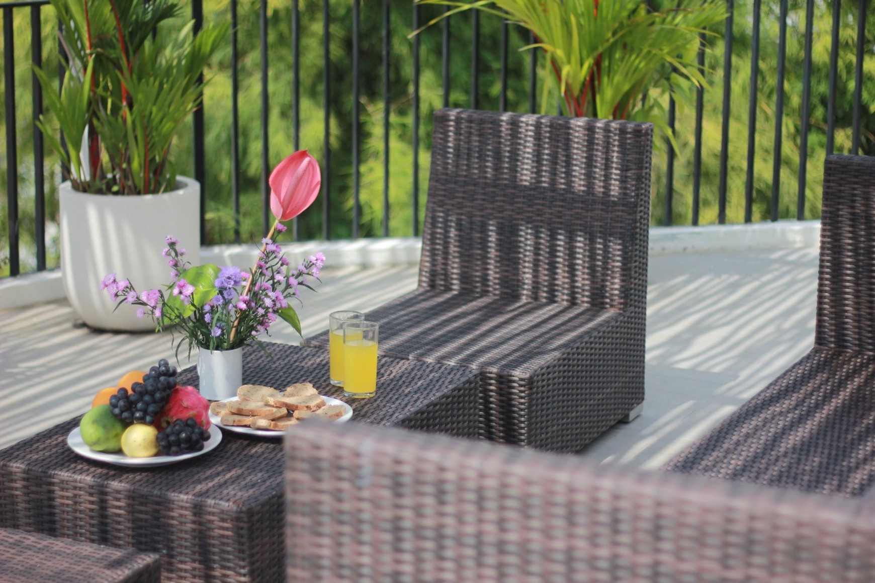 Leasehold - Contemporary 2-Bedroom Villa in Umalas with Rooftop Pool and Scenic Views