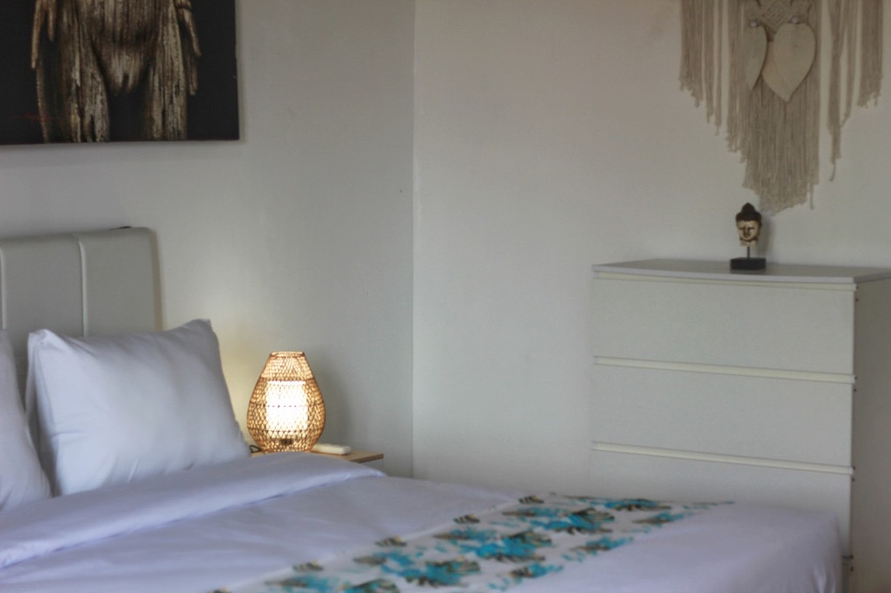 Leasehold - Contemporary 2-Bedroom Villa in Umalas with Rooftop Pool and Scenic Views