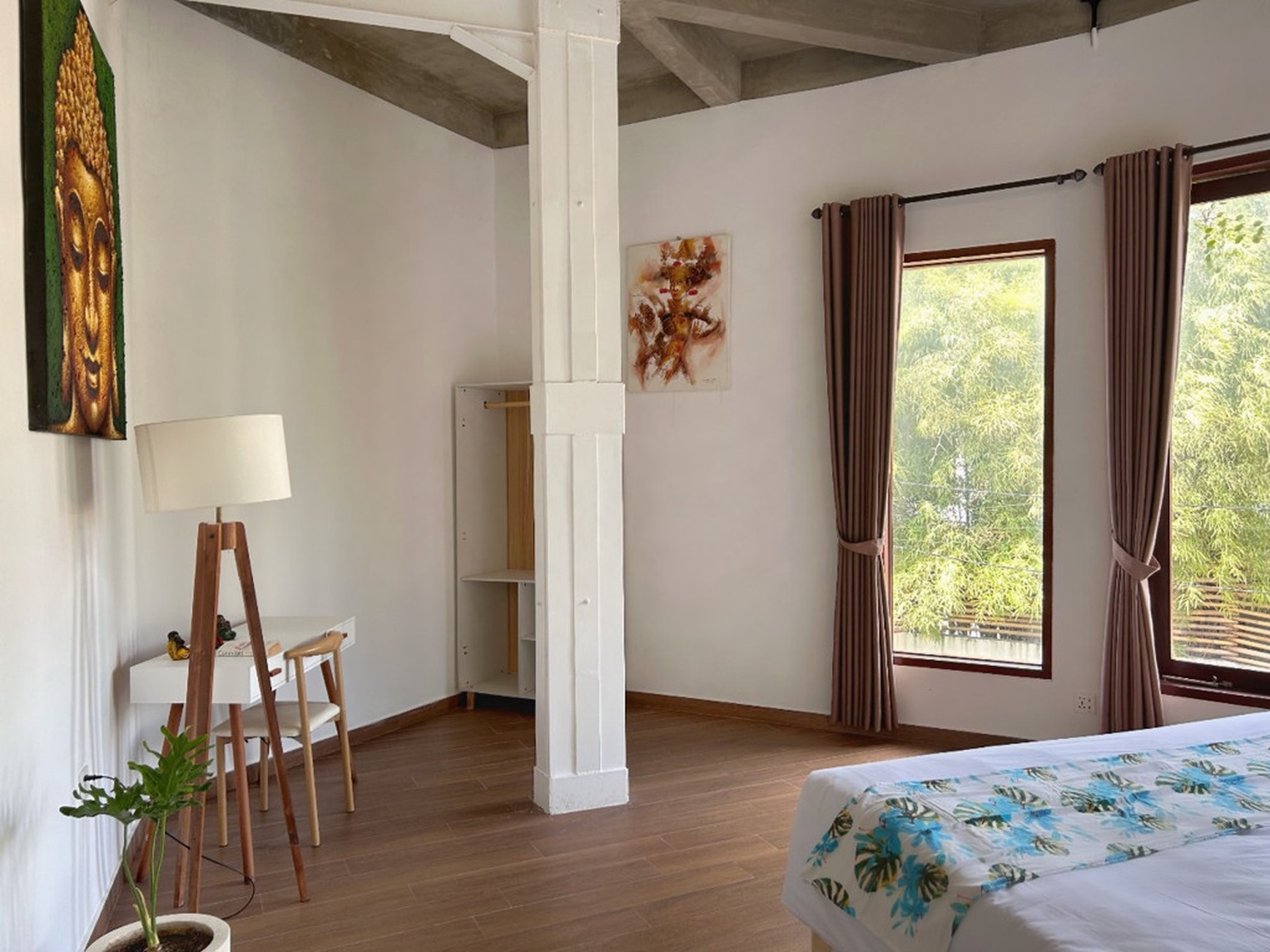 Leasehold - Contemporary 2-Bedroom Villa in Umalas with Rooftop Pool and Scenic Views