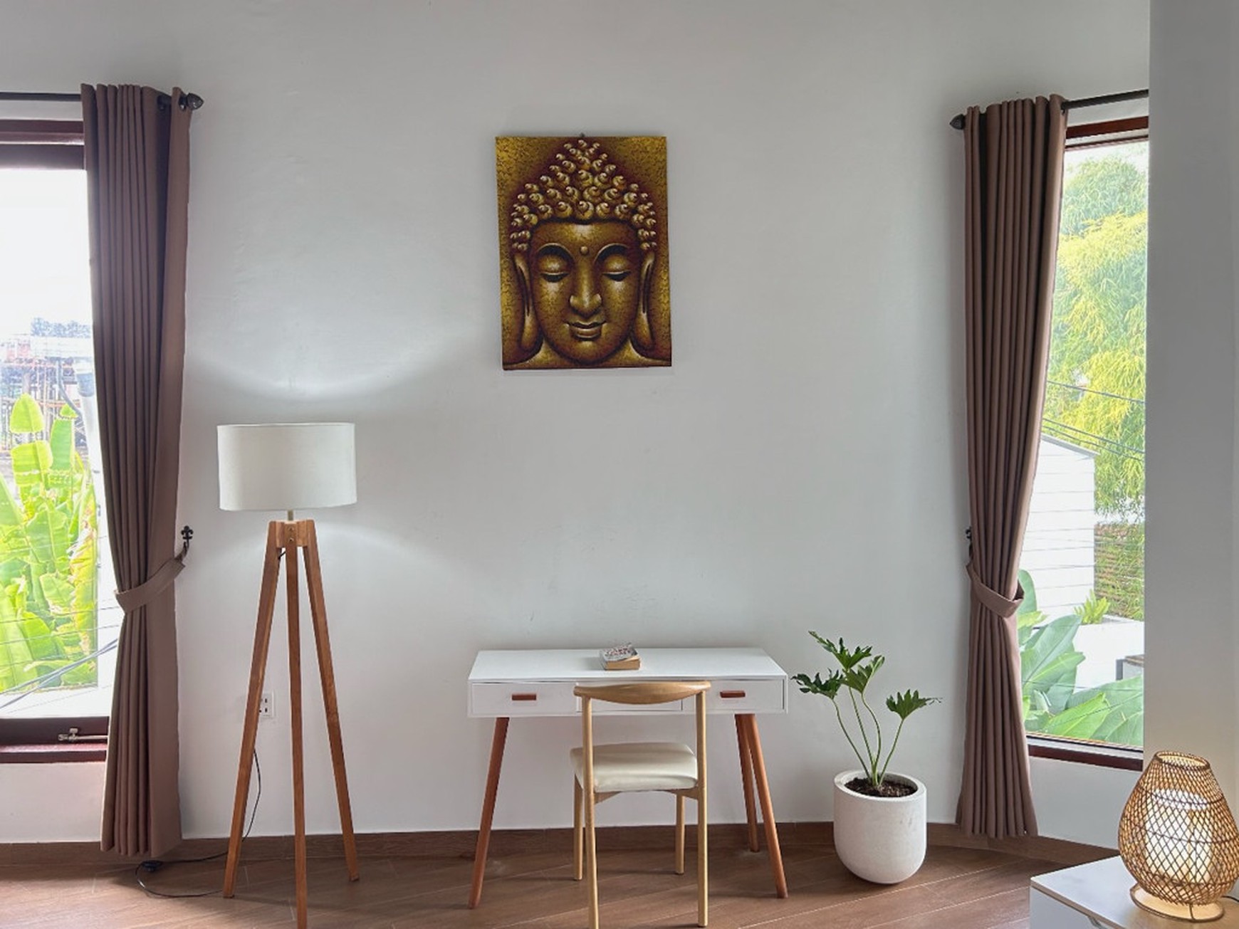Leasehold - Contemporary 2-Bedroom Villa in Umalas with Rooftop Pool and Scenic Views