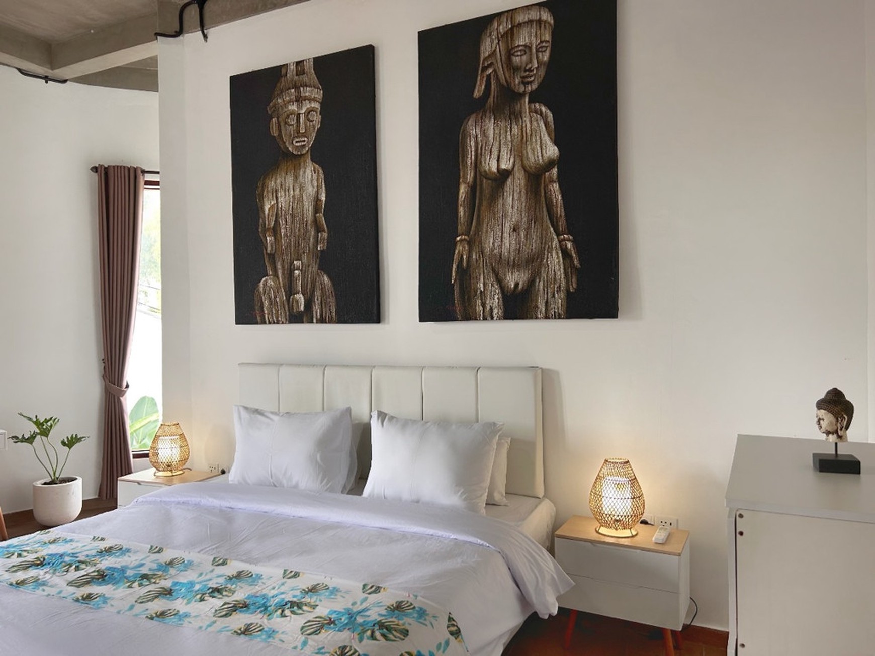 Leasehold - Contemporary 2-Bedroom Villa in Umalas with Rooftop Pool and Scenic Views