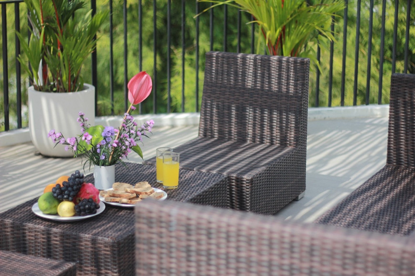 Leasehold - Contemporary 2-Bedroom Villa in Umalas with Rooftop Pool and Scenic Views