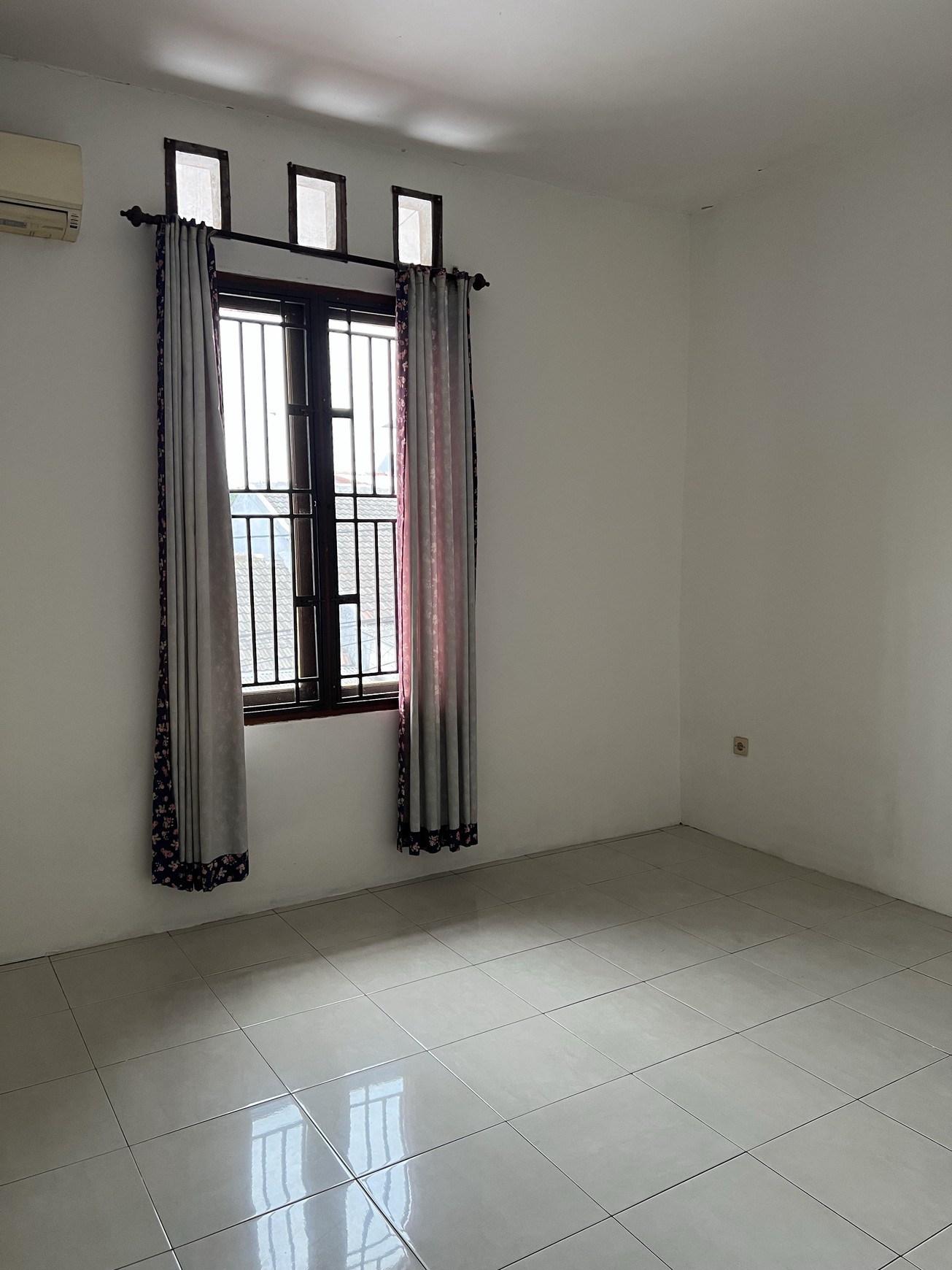 Rumah BSD, Dibawah 1 M, Nego sampai Deal