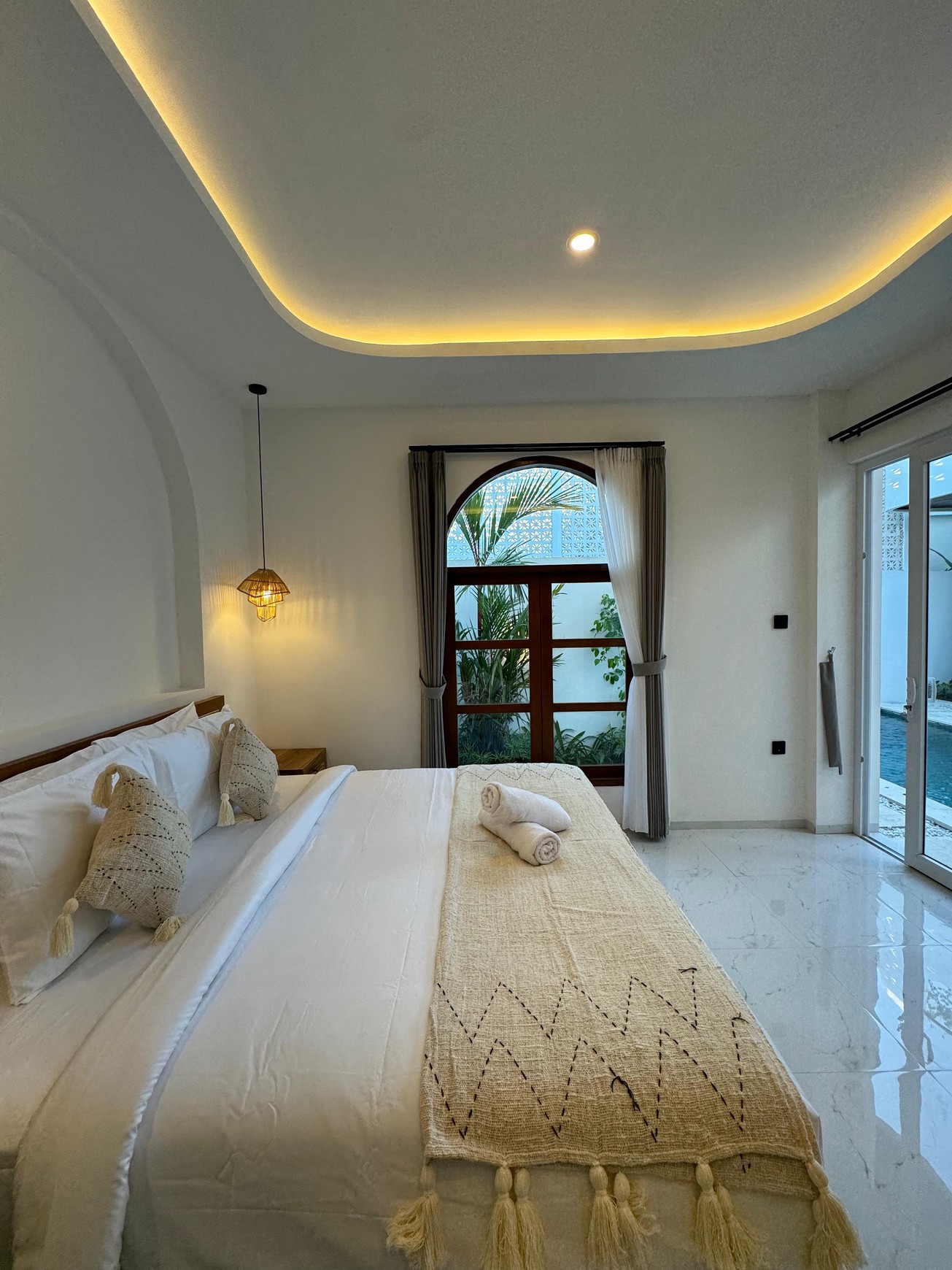 Leasehold - Modern Villa in Tumbak Bayuh, Canggu, Bali