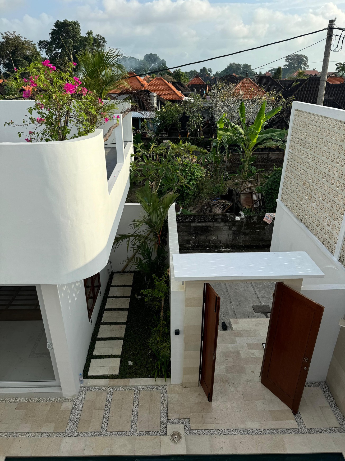 Leasehold - Modern Villa in Tumbak Bayuh, Canggu, Bali