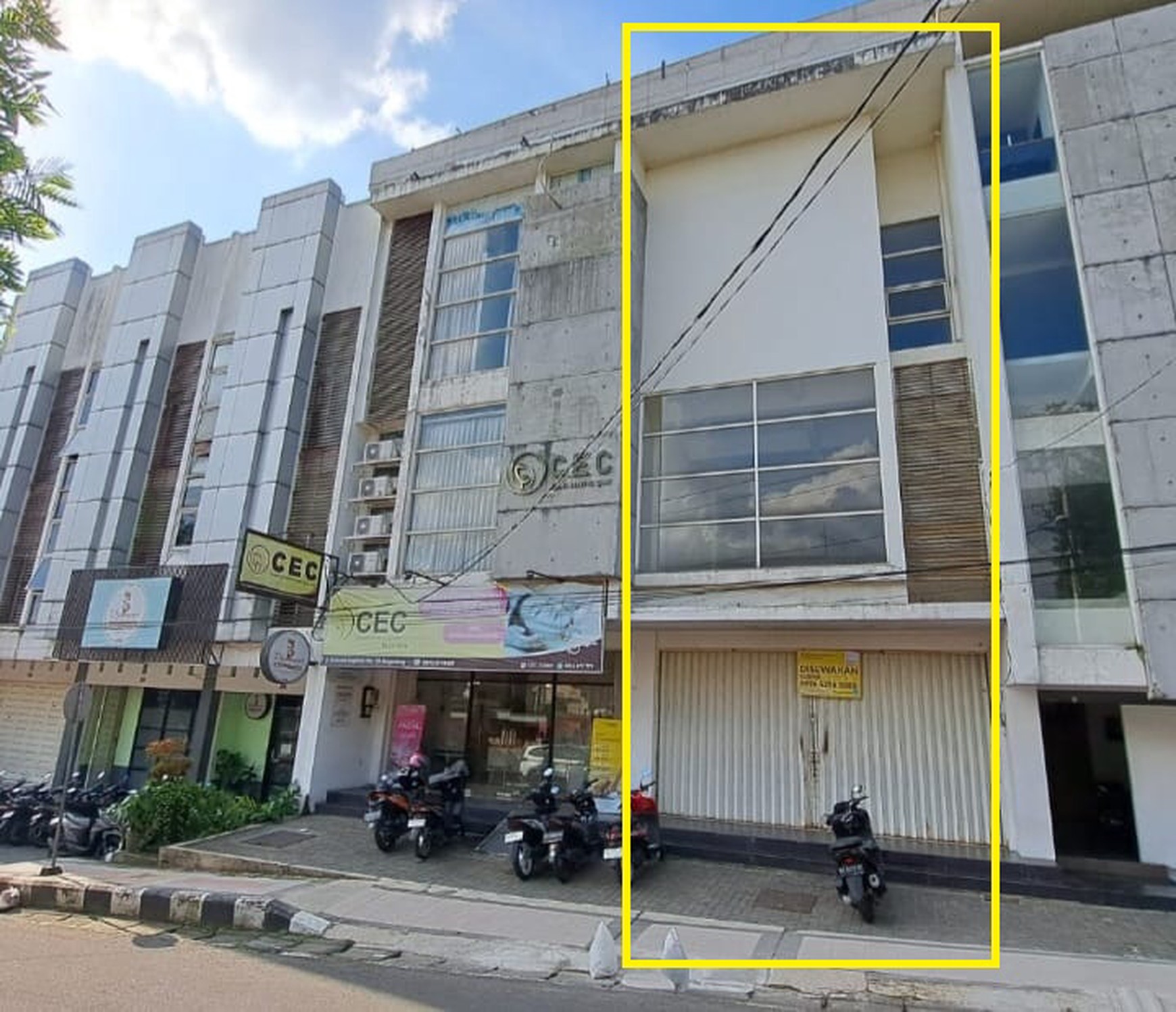 Ruko 3 Lantai Lokasi Strategis di Jalan Tentara Pelajar Kota Magelang 