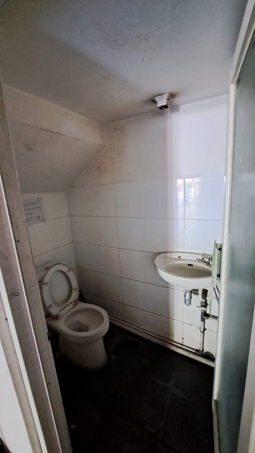 Ruko 3 Lantai Lokasi Strategis di Jalan Tentara Pelajar Kota Magelang 