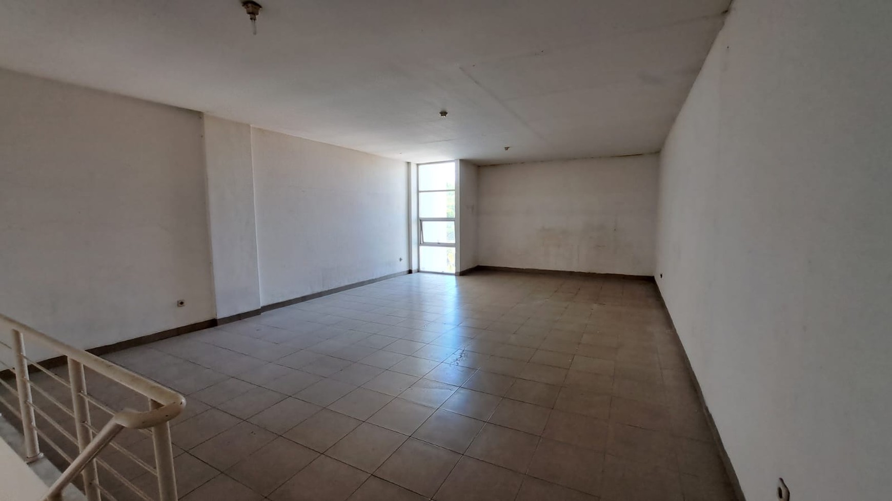 Ruko 3 Lantai Lokasi Strategis di Jalan Tentara Pelajar Kota Magelang 