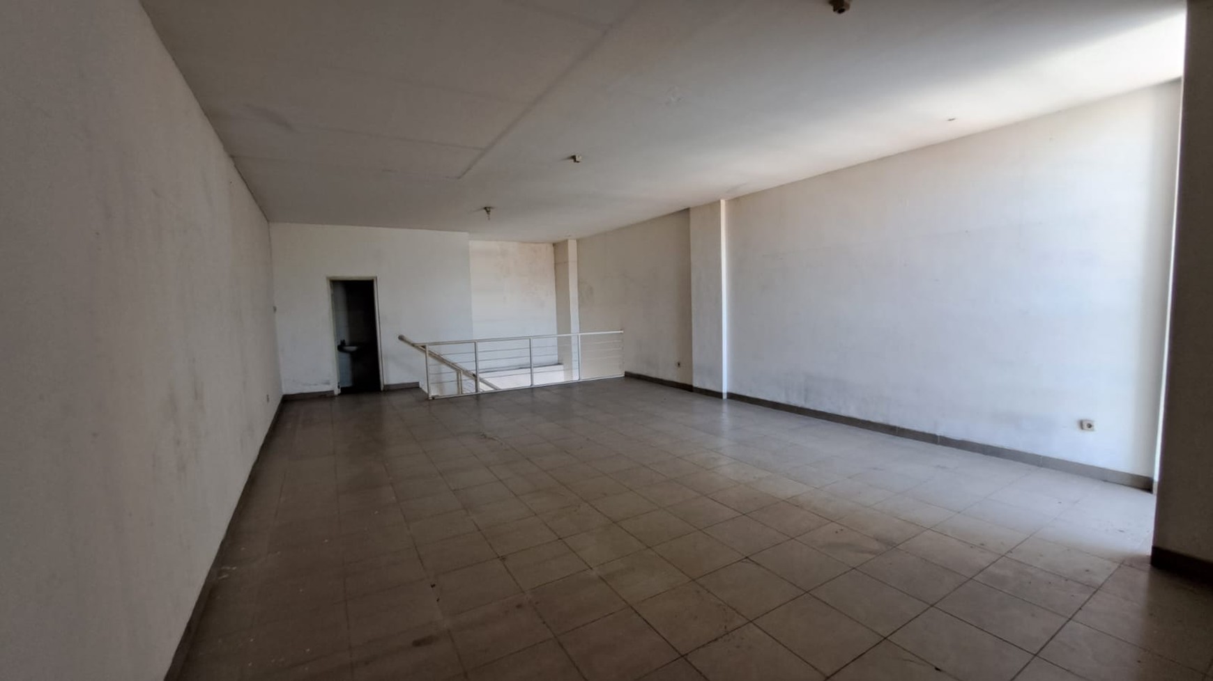 Ruko 3 Lantai Lokasi Strategis di Jalan Tentara Pelajar Kota Magelang 