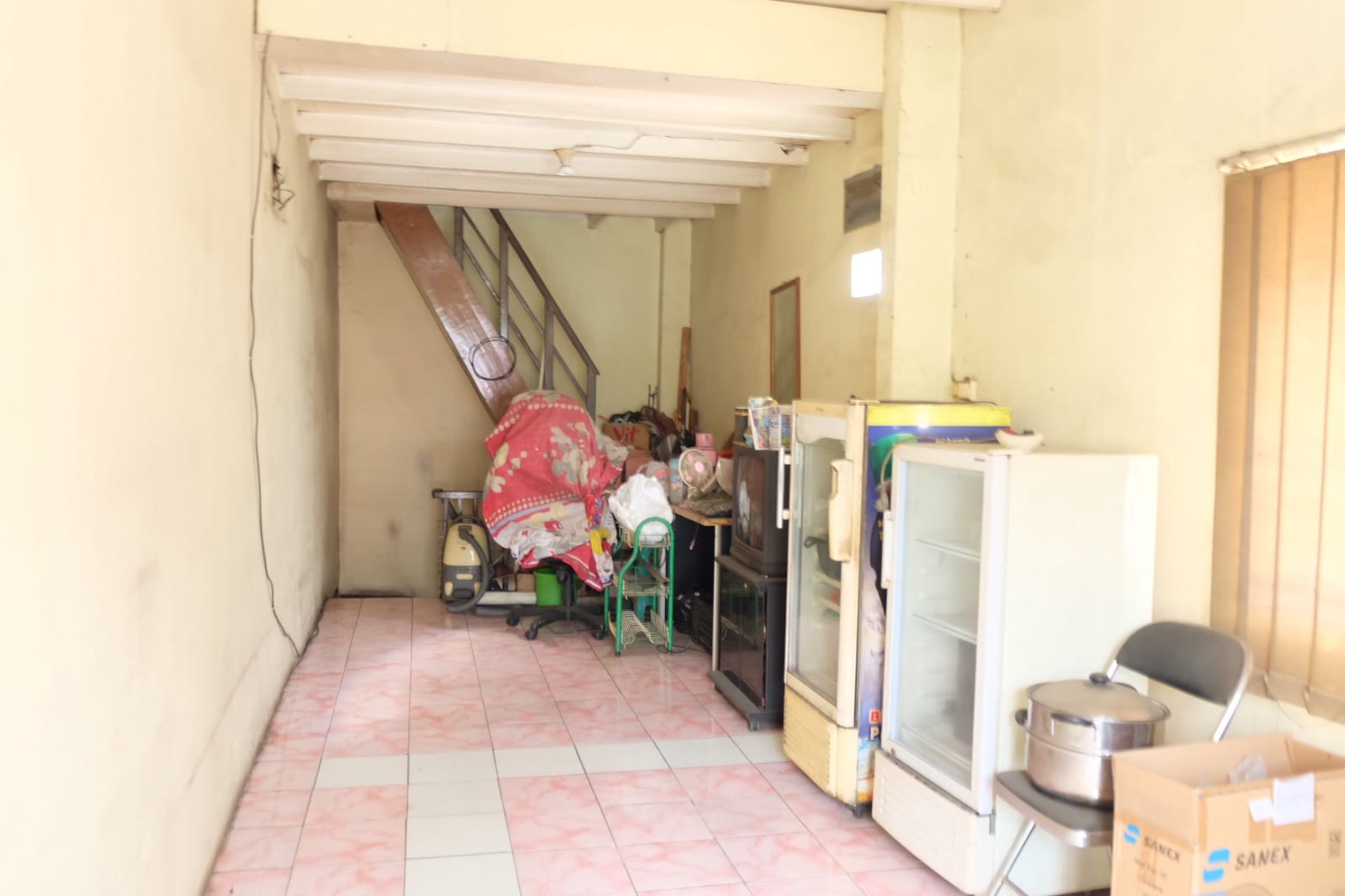Rumah Strategis 3 Lantai di Sayap Dago, Bandung!