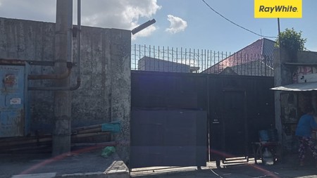 Dijual Gudang Dijalan Kedung Cowek Surabaya