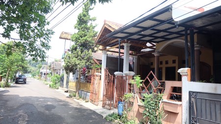 RUMAH NYAMAN! Rumah 2 Lantai Sarimas Regency Arcamanik, Bandung!