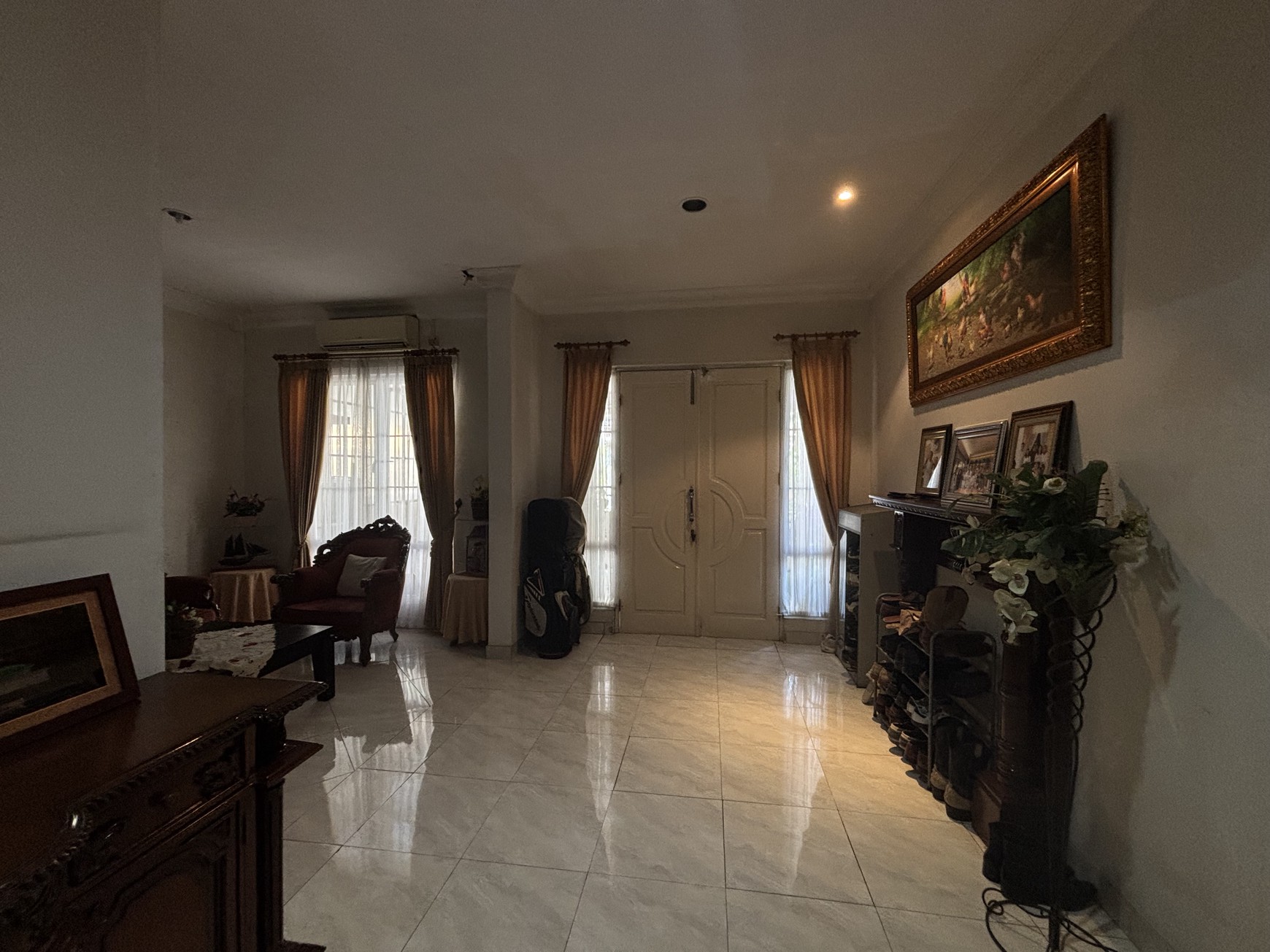 Rumah 2 Lantai Kuldesak di Kota Wisata 