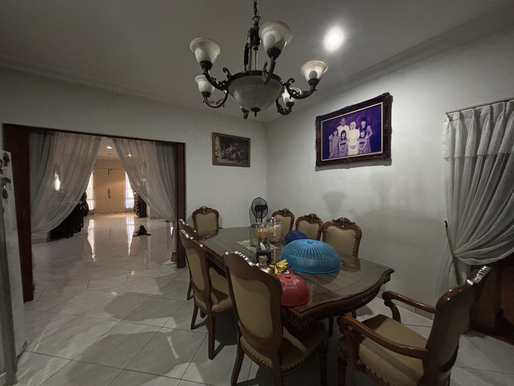 Rumah 2 Lantai Kuldesak di Kota Wisata 