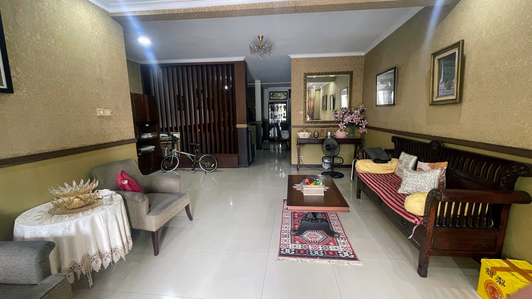 Rumah Dijual di Tanah Abang, Lokasi Strategis & Siap Huni