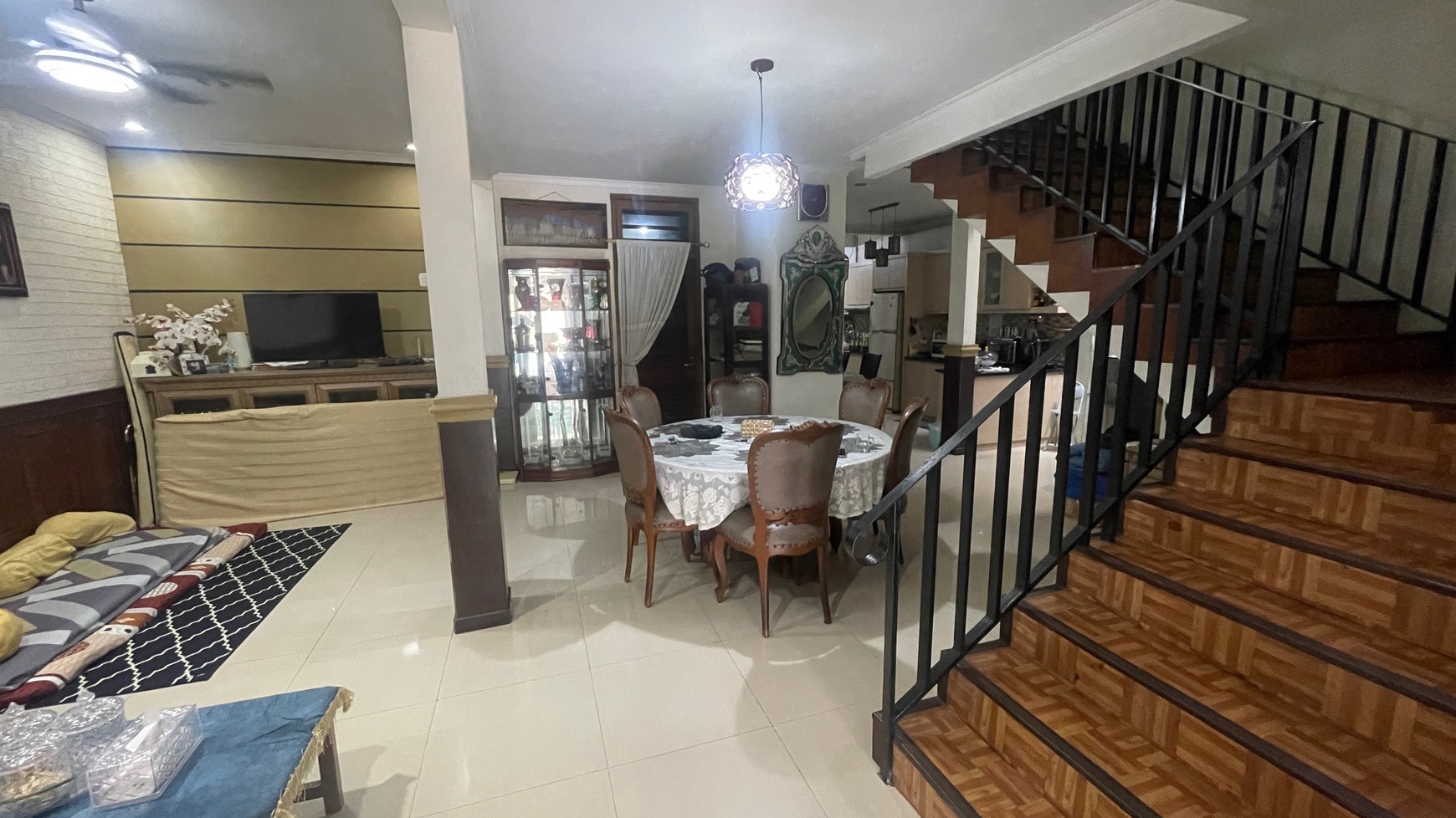 Rumah Dijual di Tanah Abang, Lokasi Strategis & Siap Huni