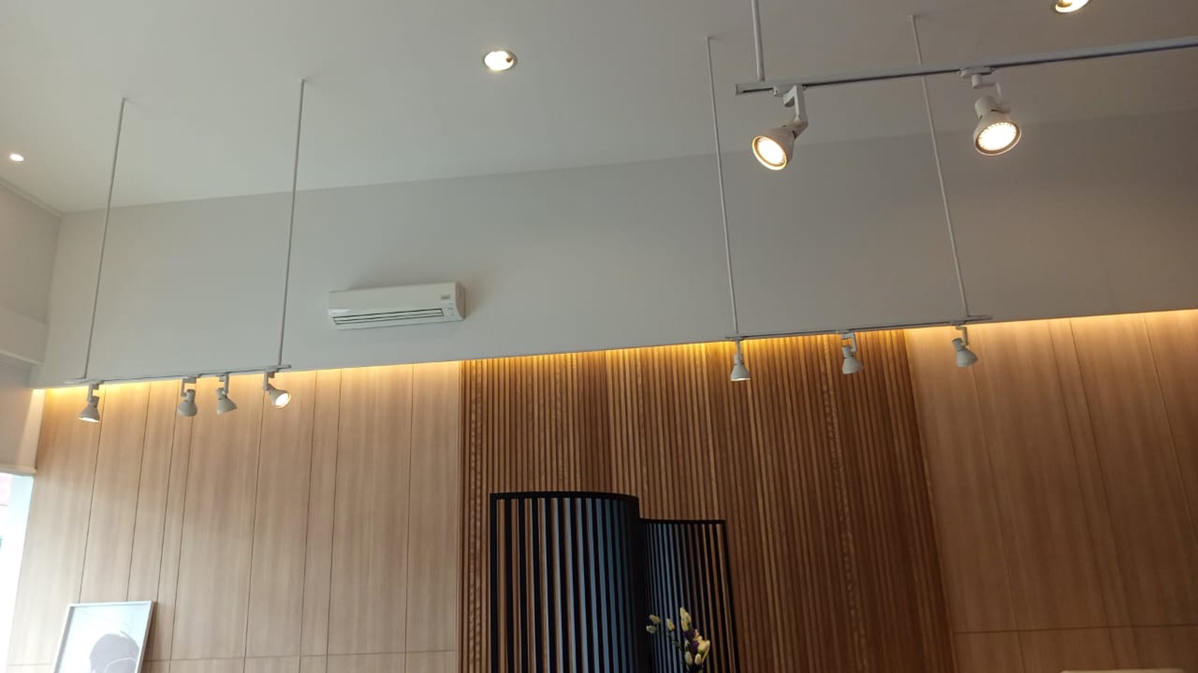 Ruko Gandeng Boulevard,  4  Lantai Jl. Ahmad Yani Summarecon Bekasi