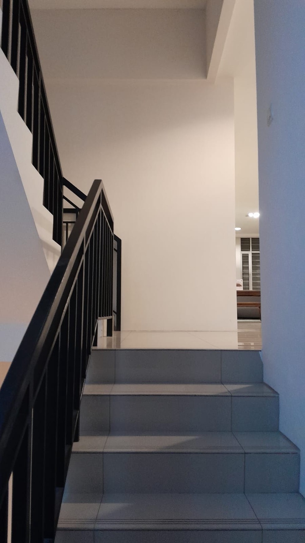 Ruko Gandeng Boulevard,  4  Lantai Jl. Ahmad Yani Summarecon Bekasi