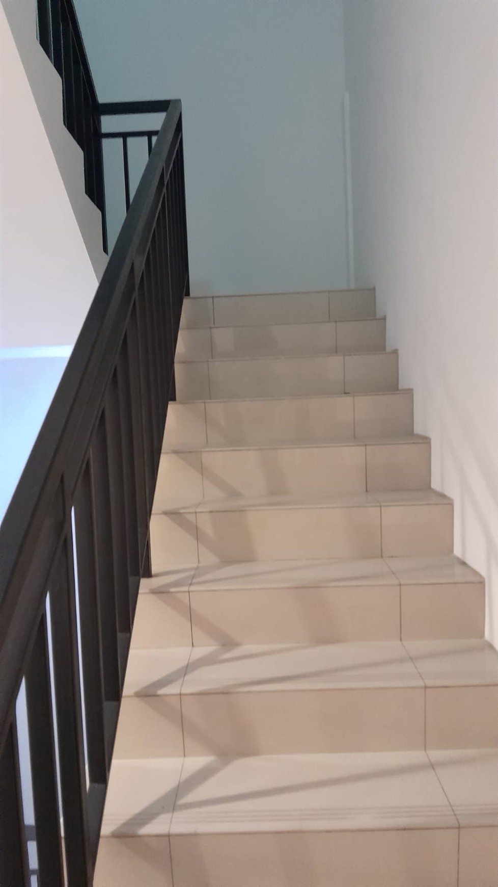 Ruko Gandeng Boulevard,  4  Lantai Jl. Ahmad Yani Summarecon Bekasi