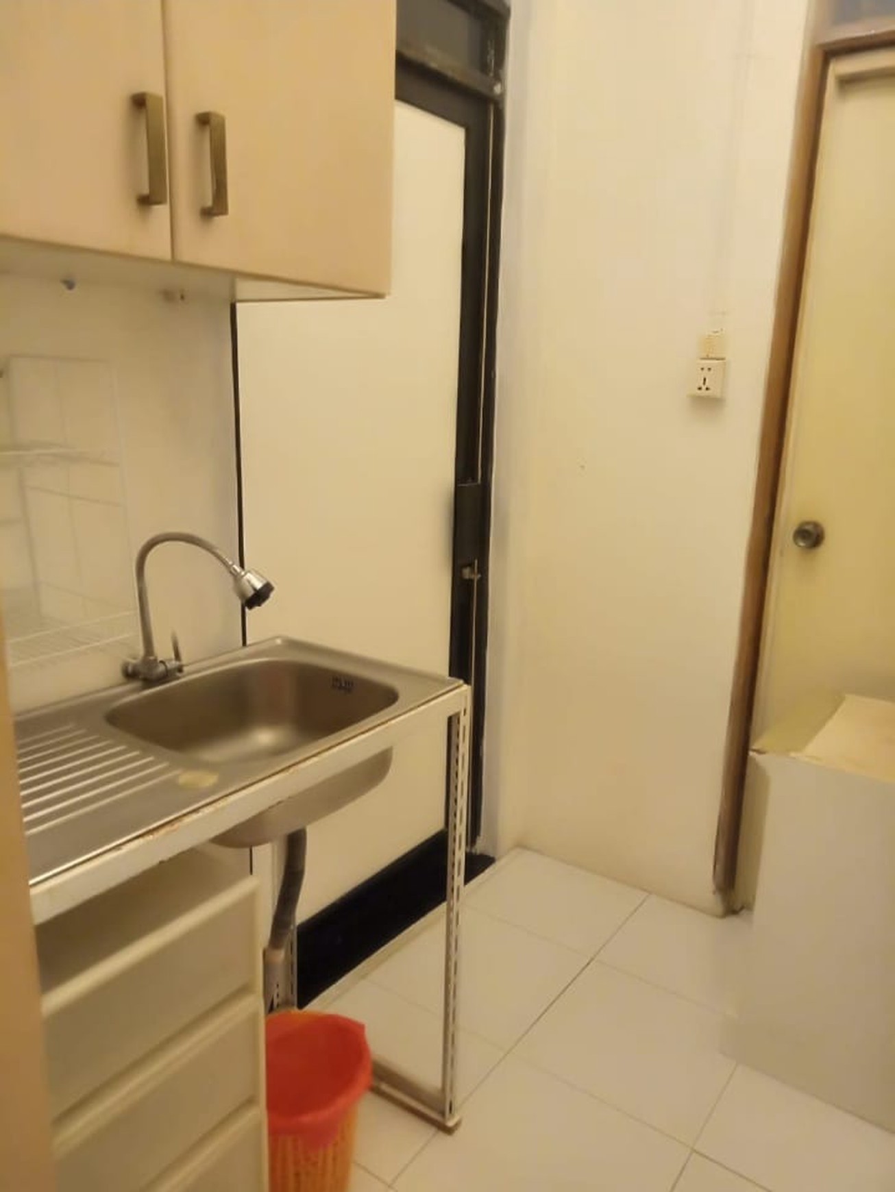 RUMAH ex KOS2AN DIJUAL Kavling DKI Meruya Ilir Jakarta Barat