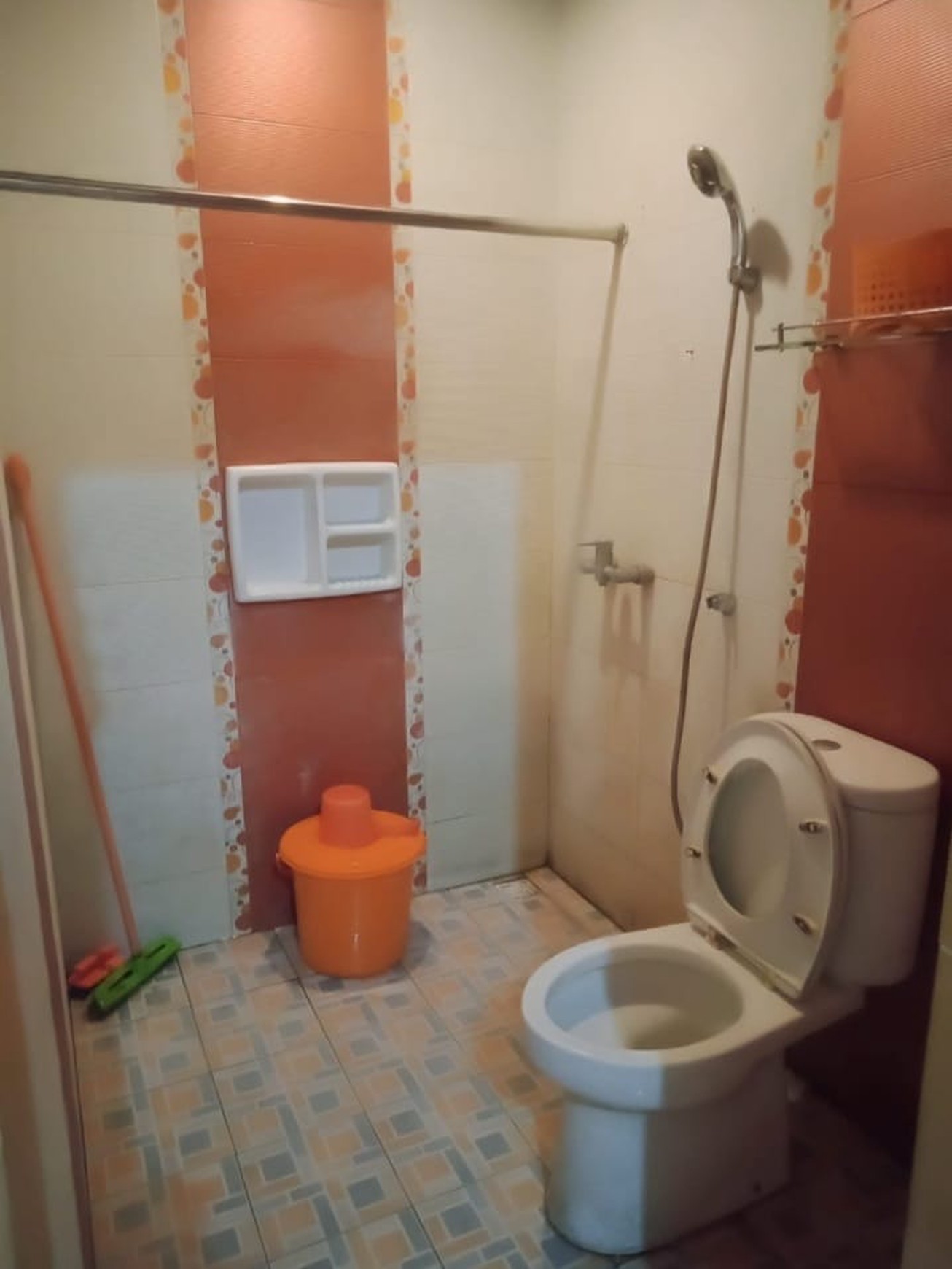 RUMAH ex KOS2AN DIJUAL Kavling DKI Meruya Ilir Jakarta Barat