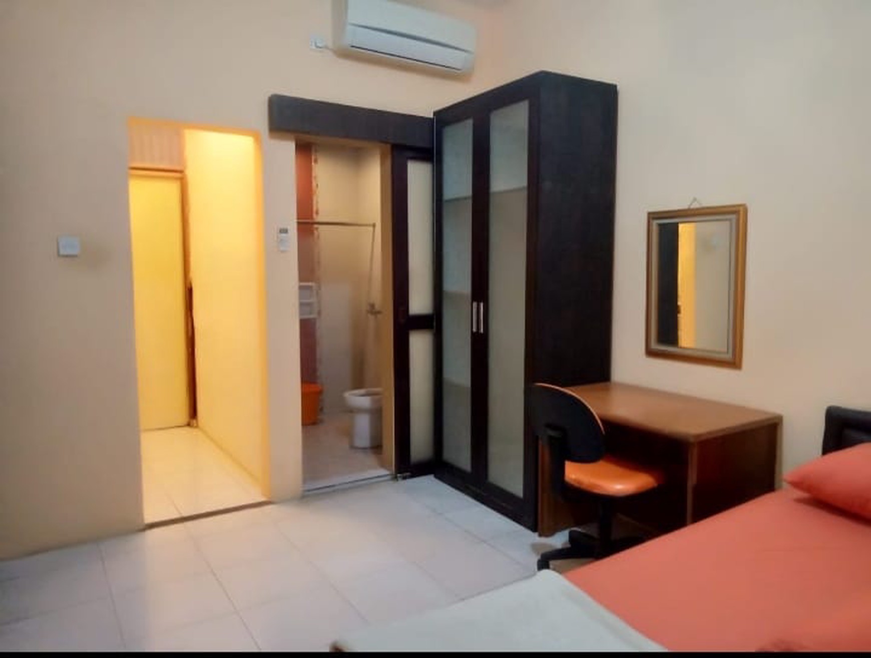 RUMAH ex KOS2AN DIJUAL Kavling DKI Meruya Ilir Jakarta Barat