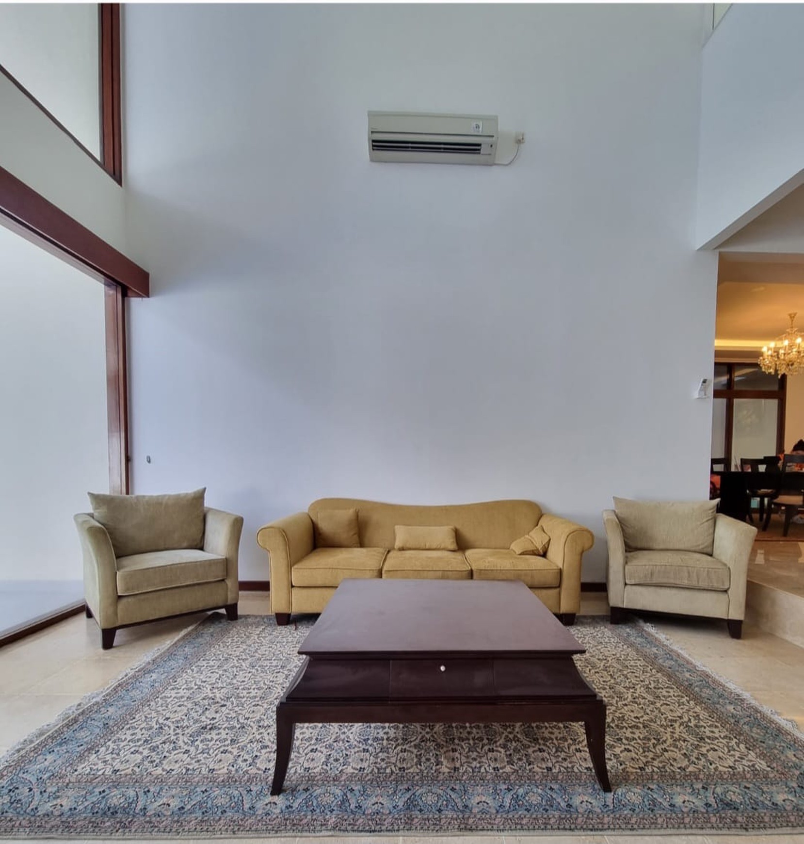 Rumah Mewah Permata Hijau