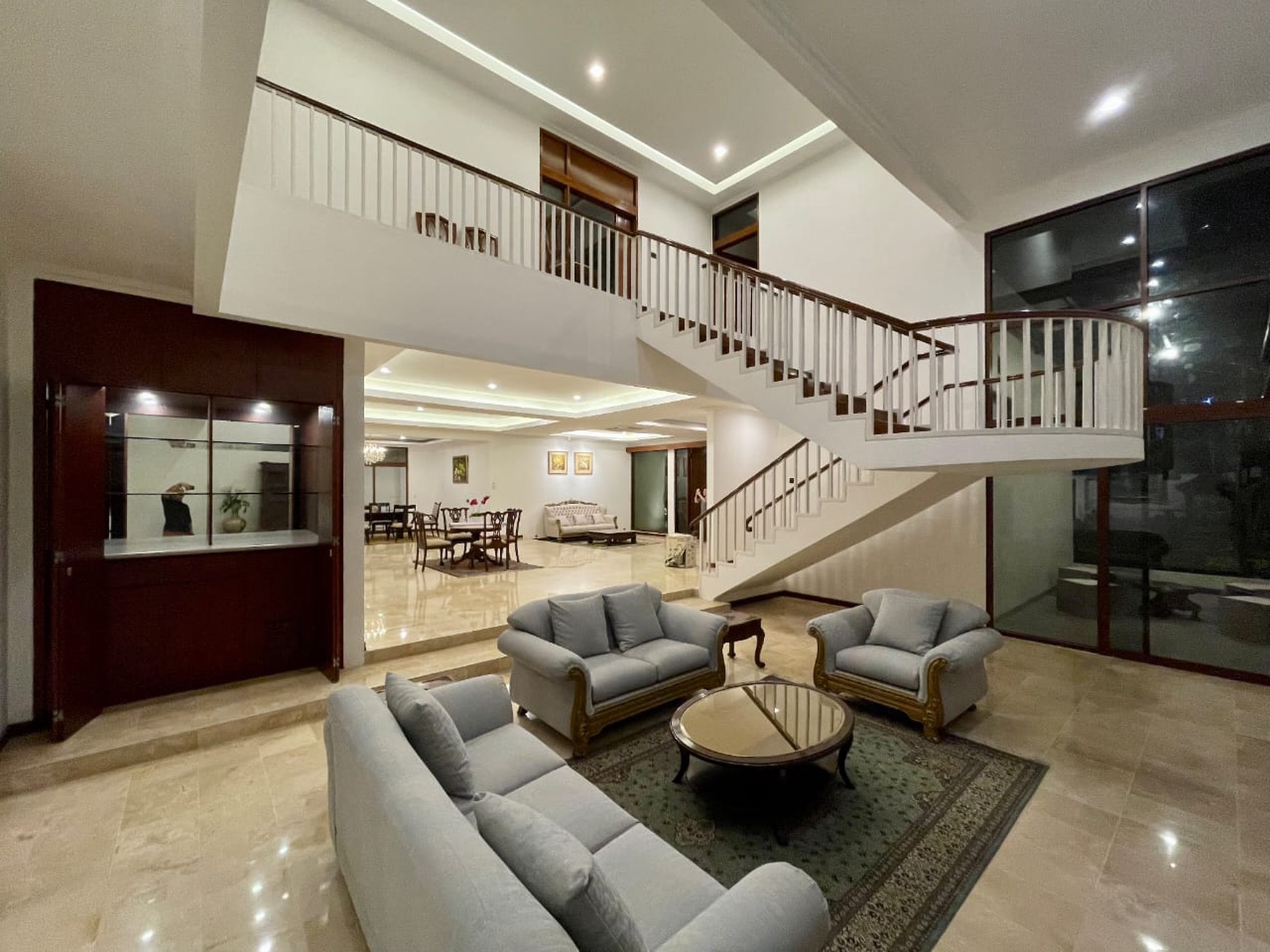 Rumah Mewah Permata Hijau