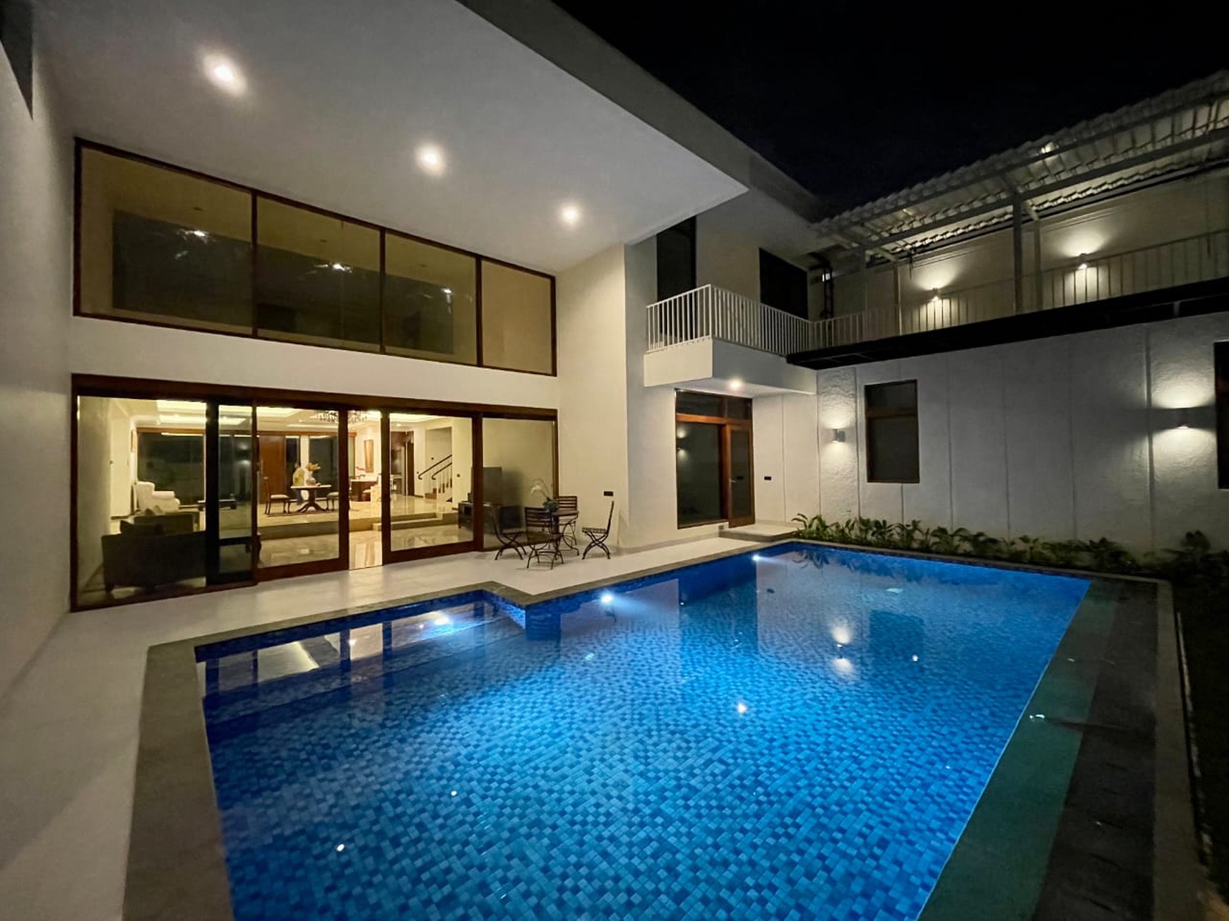 Rumah Mewah Permata Hijau