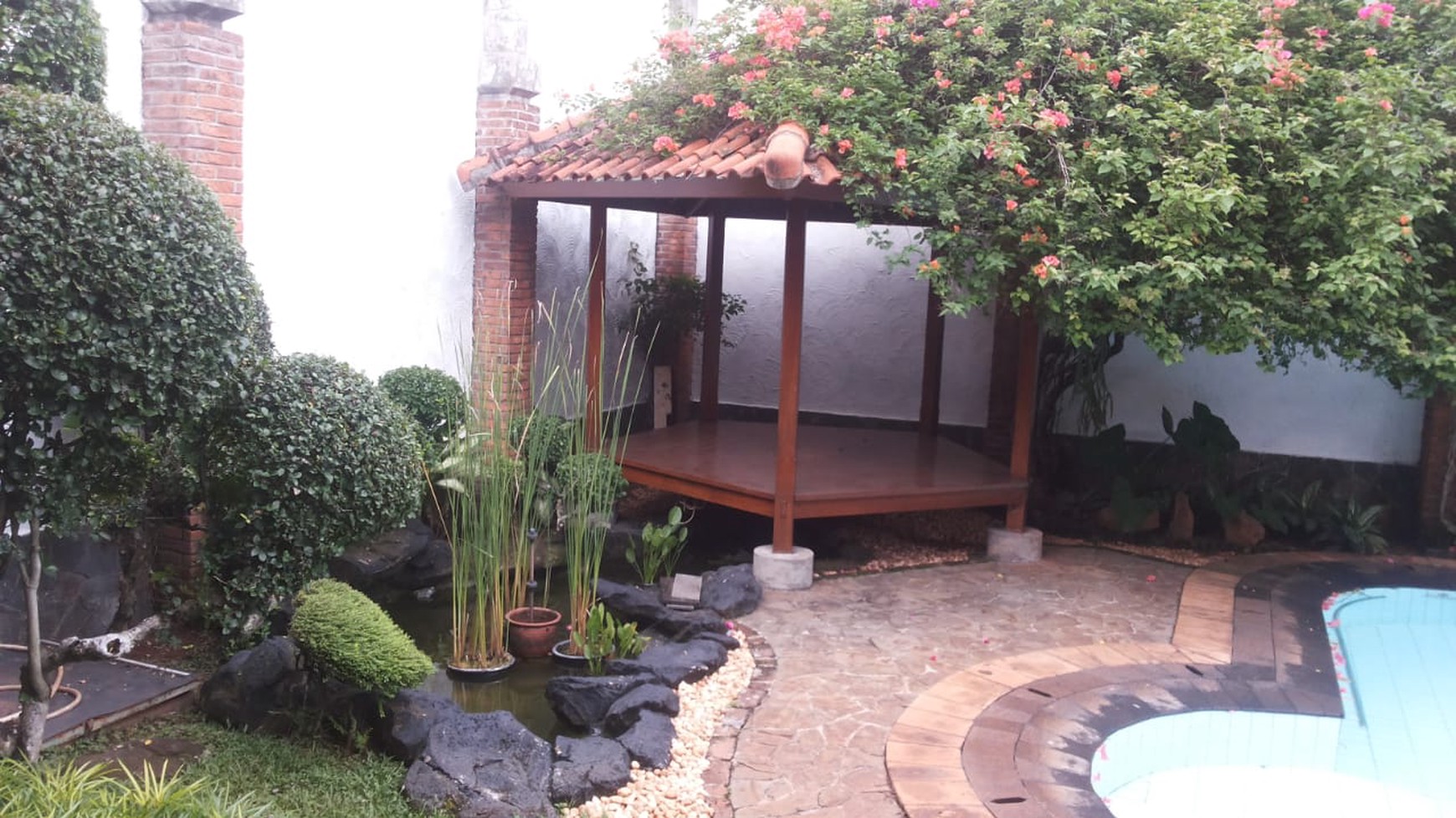 Rumah Hitung Tanah Area Cipete