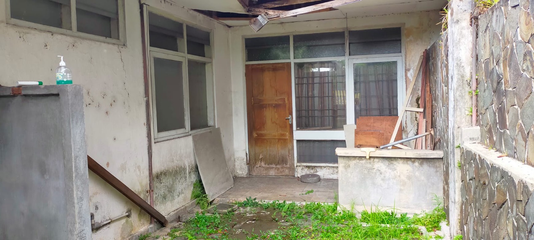 TANAH + BANGUNAN RUMAH DI MAGELANG UTARA
