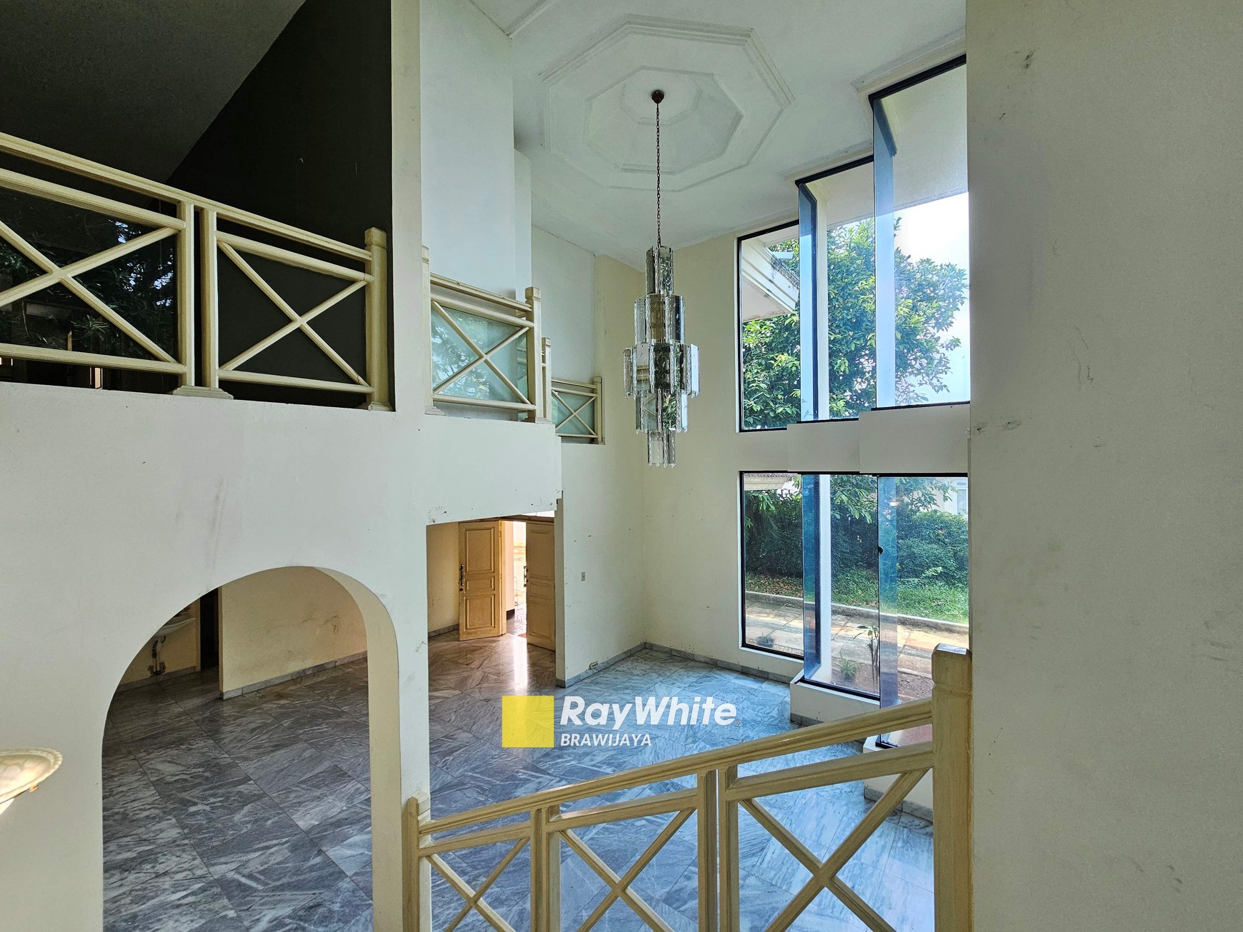 Rumah di Puri Sakti, Cipete, Jakarta Selatan, Di hook, Dekat Kemang dan Antasari