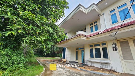 Rumah di Puri Sakti, Cipete, Jakarta Selatan, Di hook, Berada di antara Kemang dan Antasari