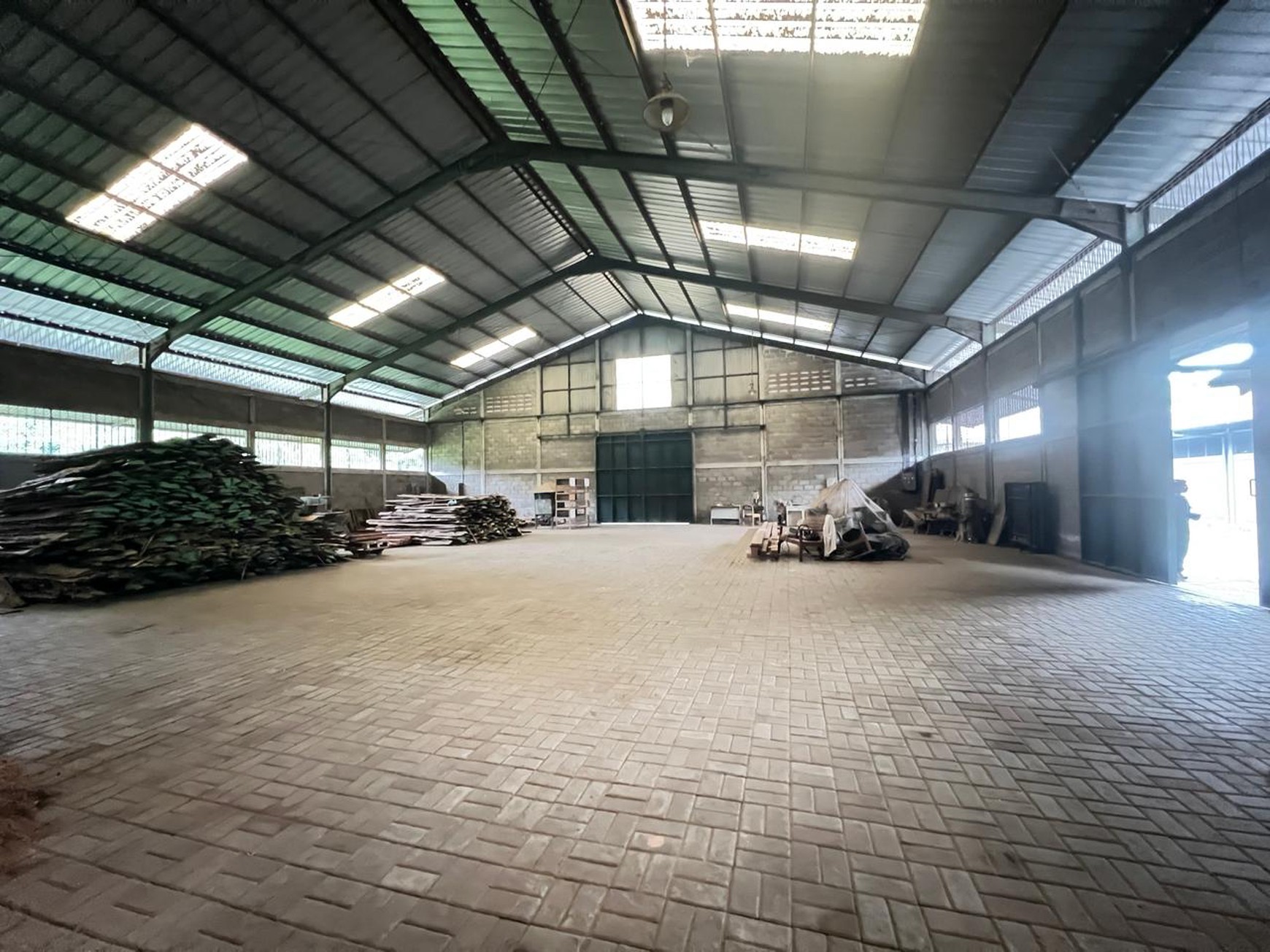 Dijual ex Pabrik 2,8 Ha raya Veteran Gresik dekat Surabaya