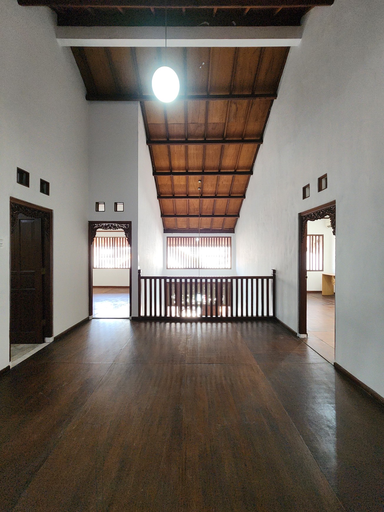 Disewakan Rumah Unfurnished di Lokasi Strategis Menteng
