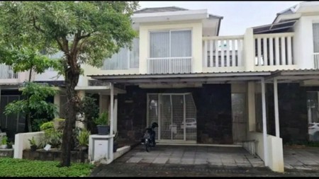 Murah Disewakan Rumah Royal Residence Semi furnished Dekat Citraland, Dian Istana, Graha Family, Pakuwon Indah